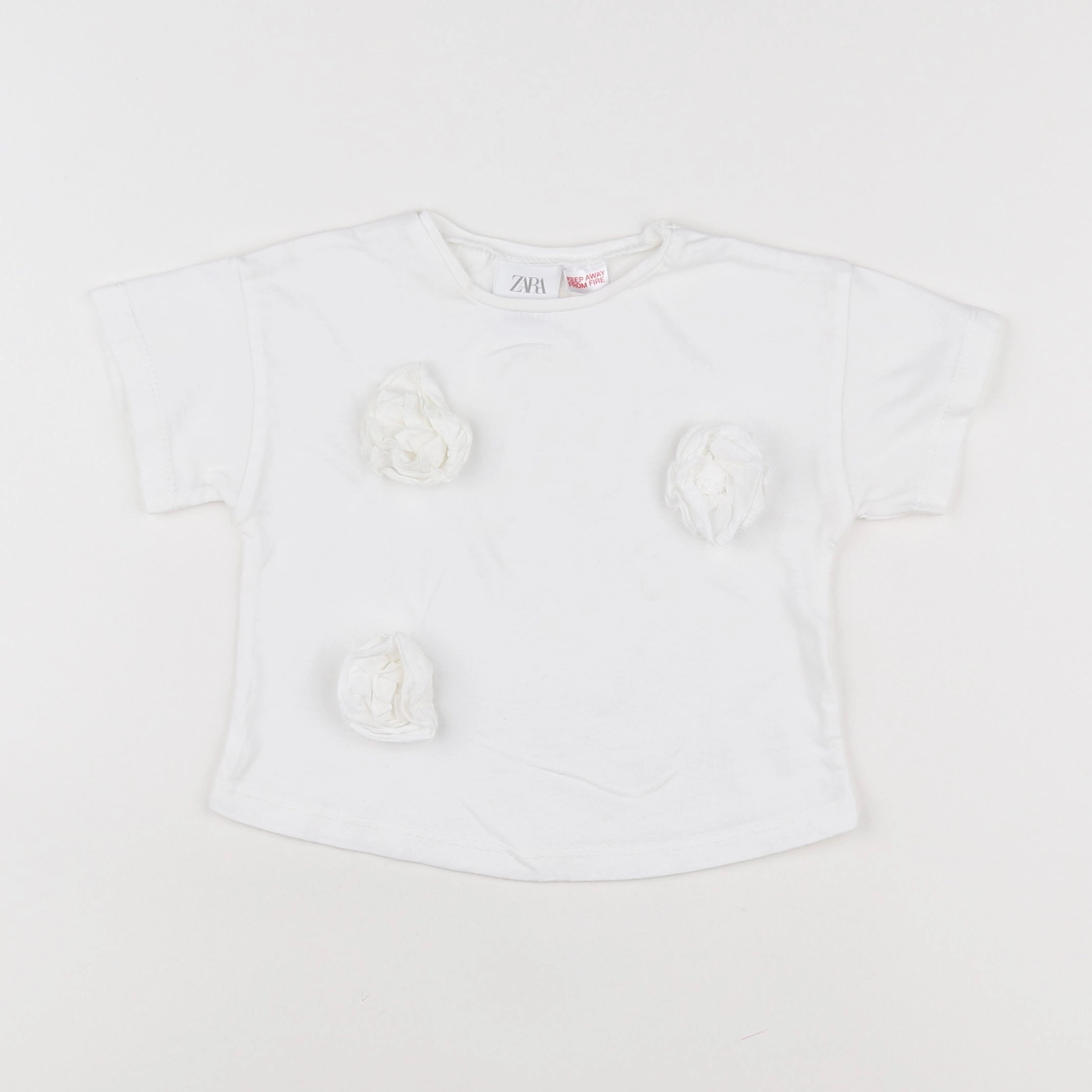 Zara - tee-shirt blanc - 12/18 mois