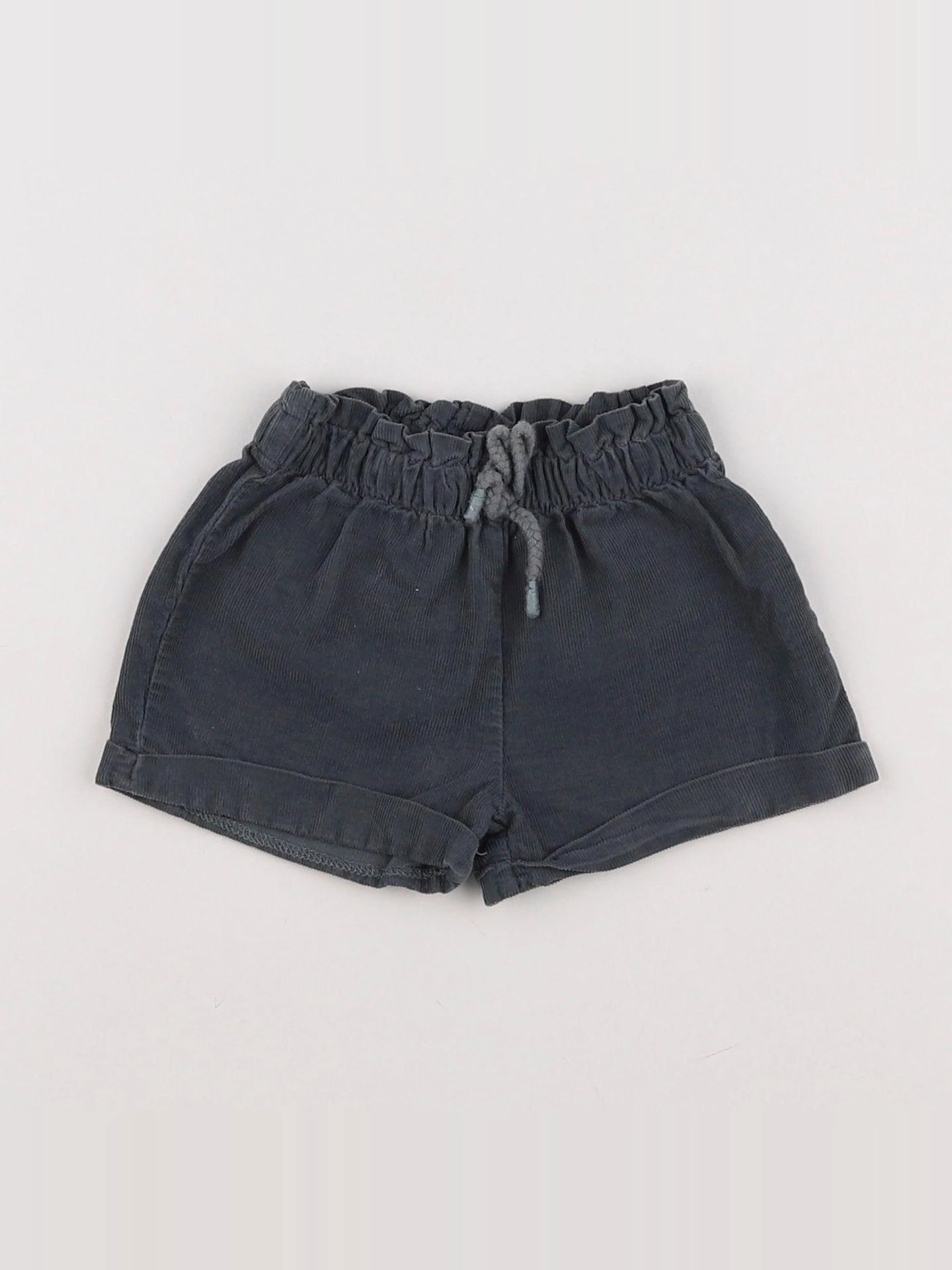 Vertbaudet - short vert - 6 mois