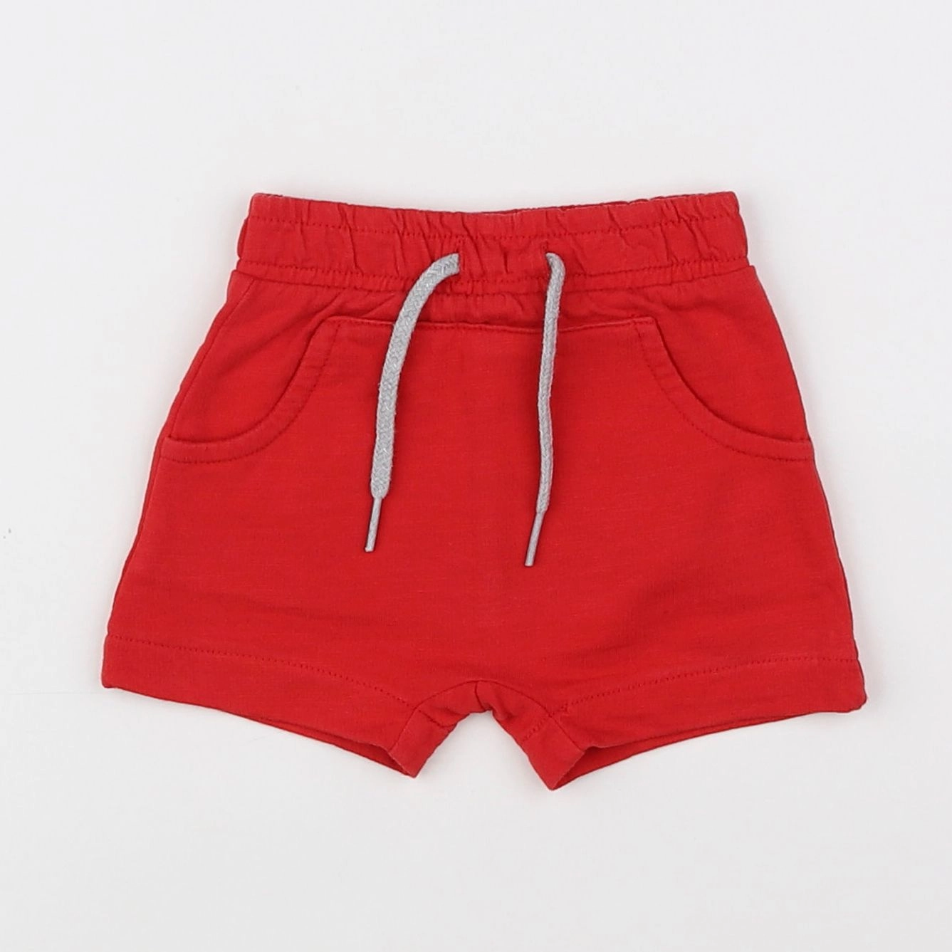 Vertbaudet - short rouge - 3 mois