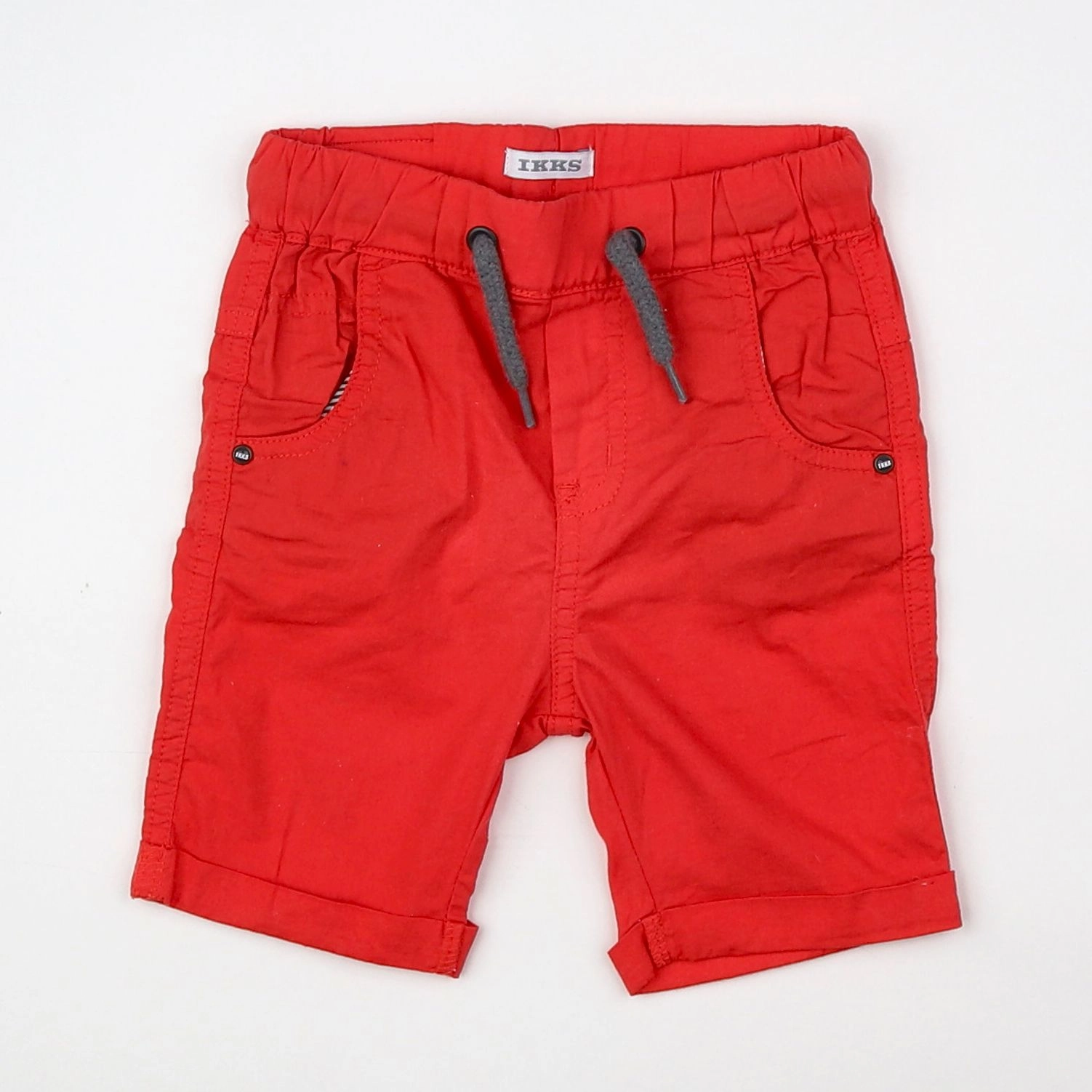 IKKS - short rouge - 12 mois