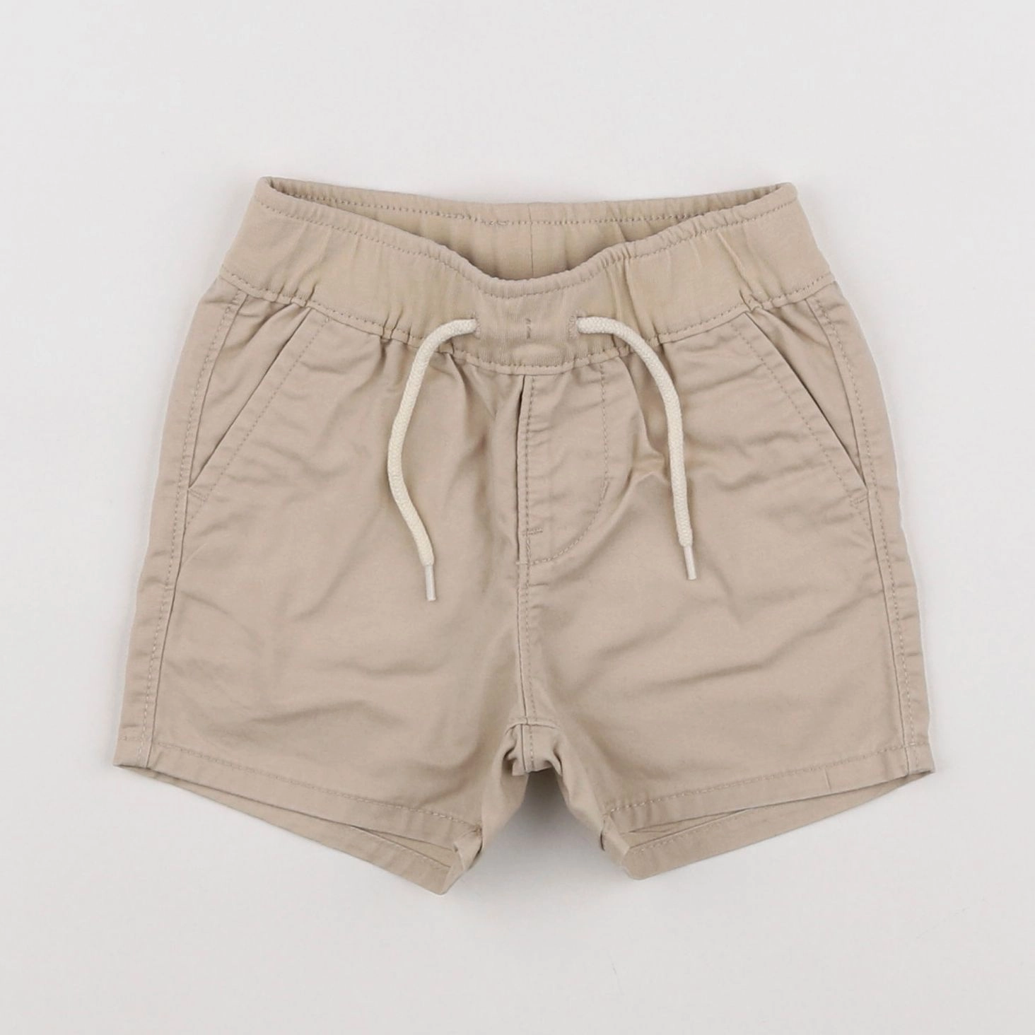 GAP - short beige - 6/12 mois