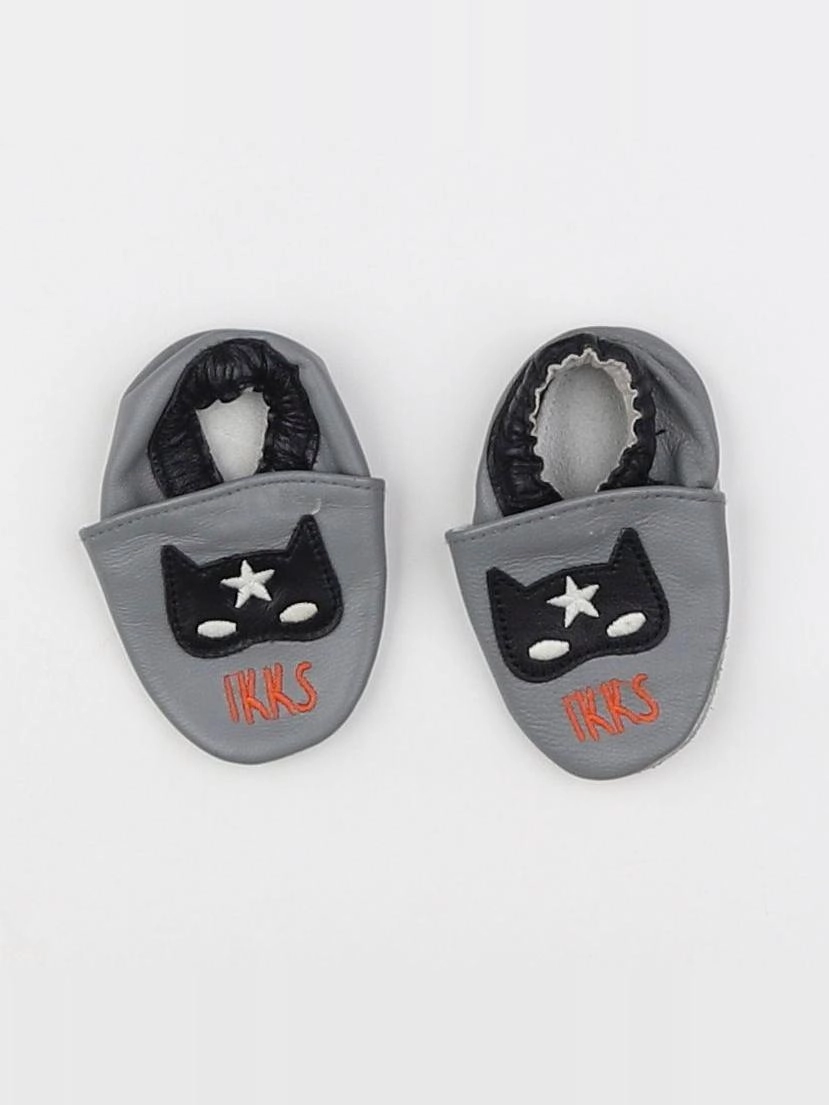 IKKS - chaussons gris - pointure 16/17