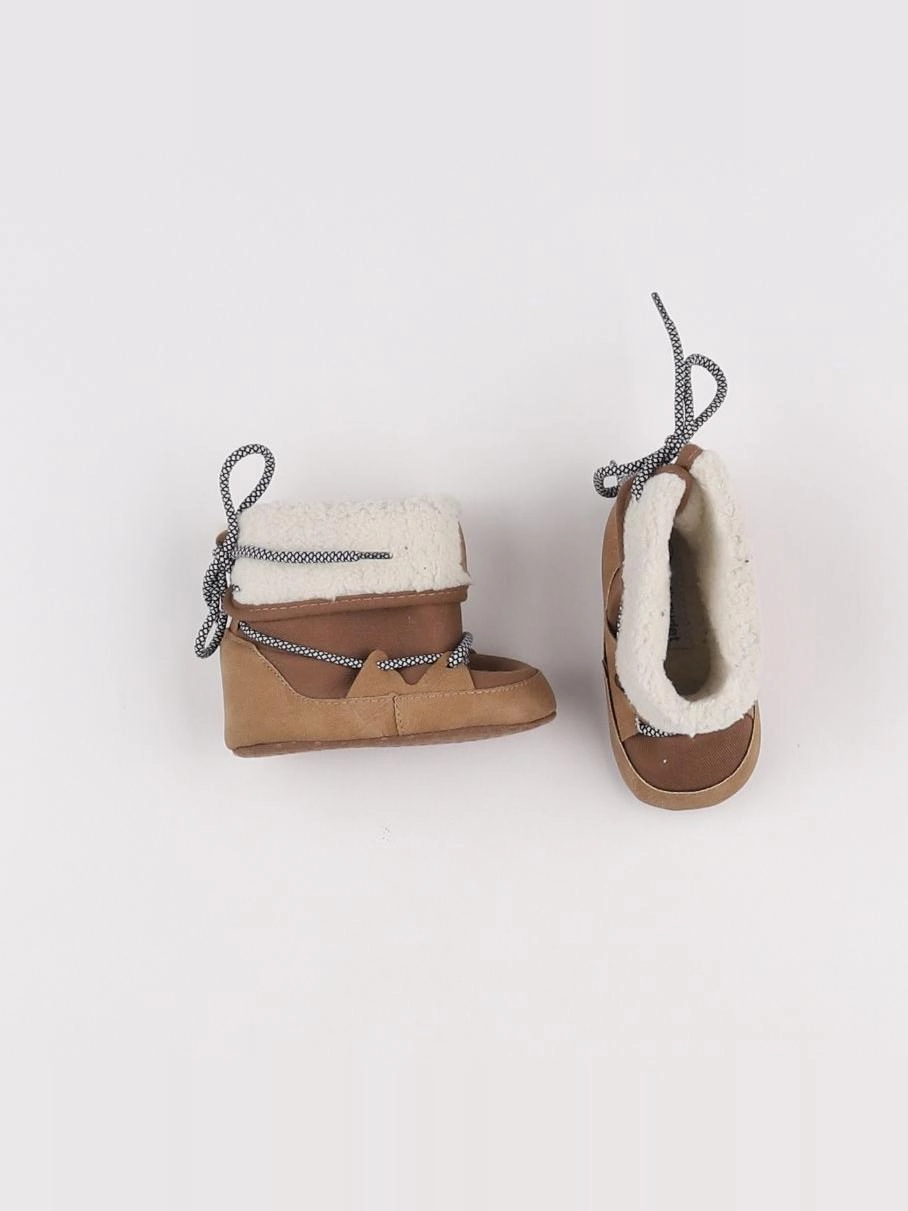 Vertbaudet - chaussons marron - pointure 19