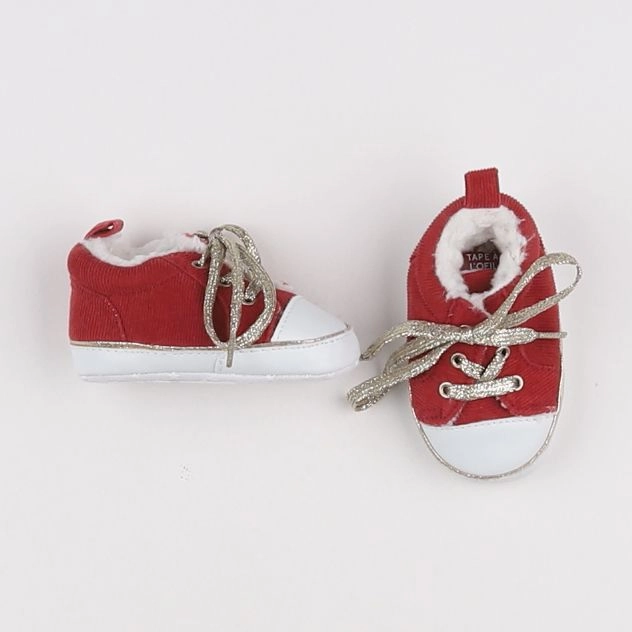 Tape à l'oeil - chaussons rouge - pointure 16