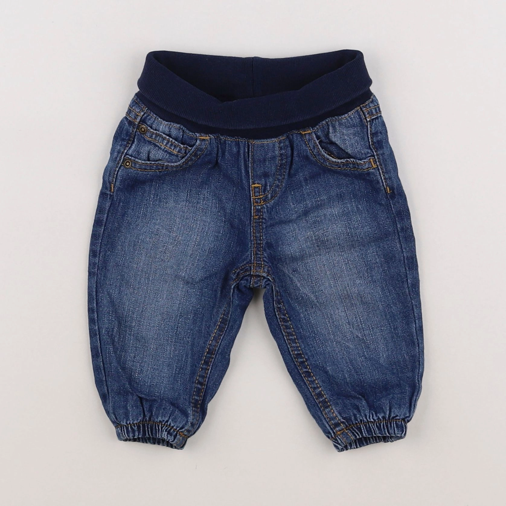 H&M - jean bleu - 3/6 mois