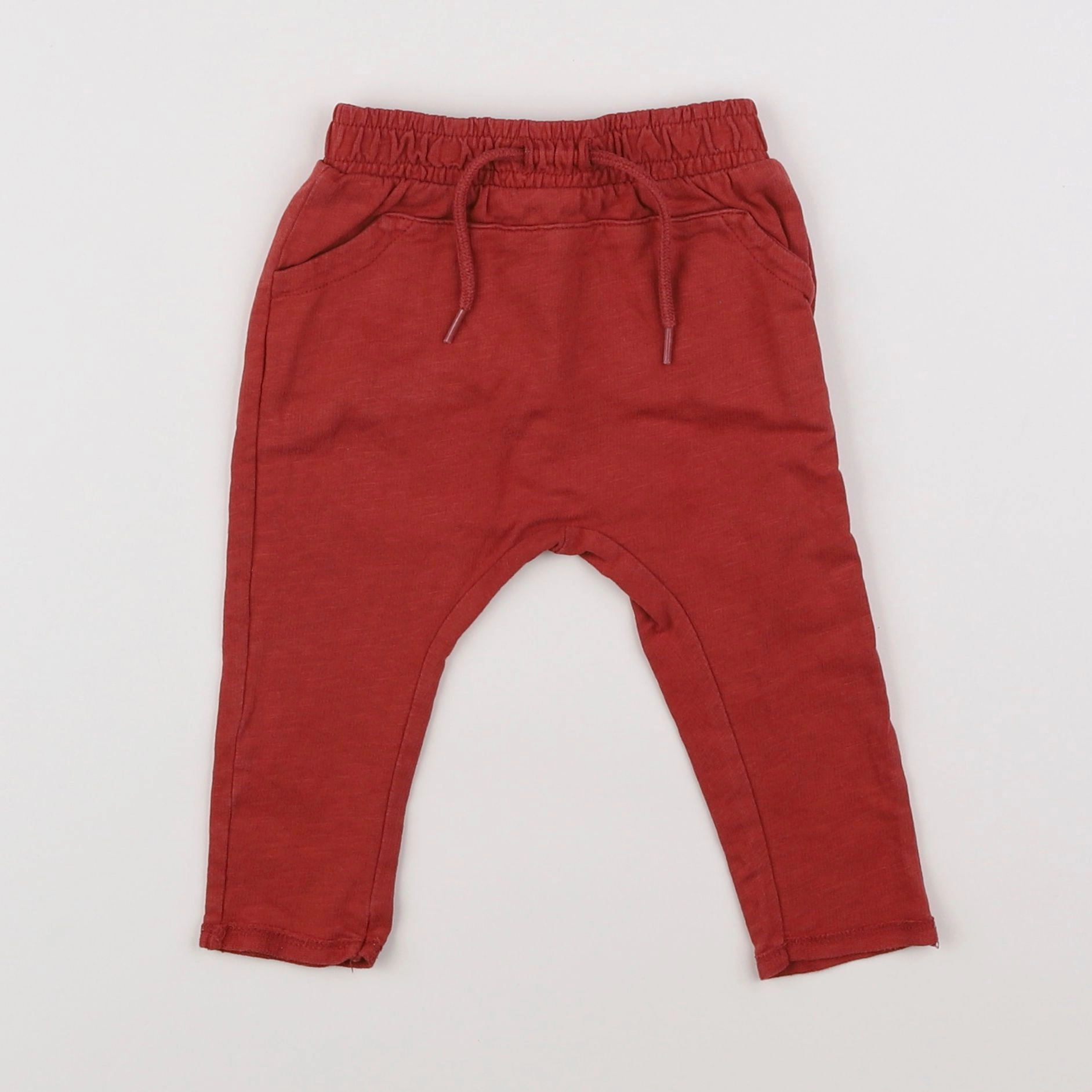 Vertbaudet - jogging rouge - 6 mois