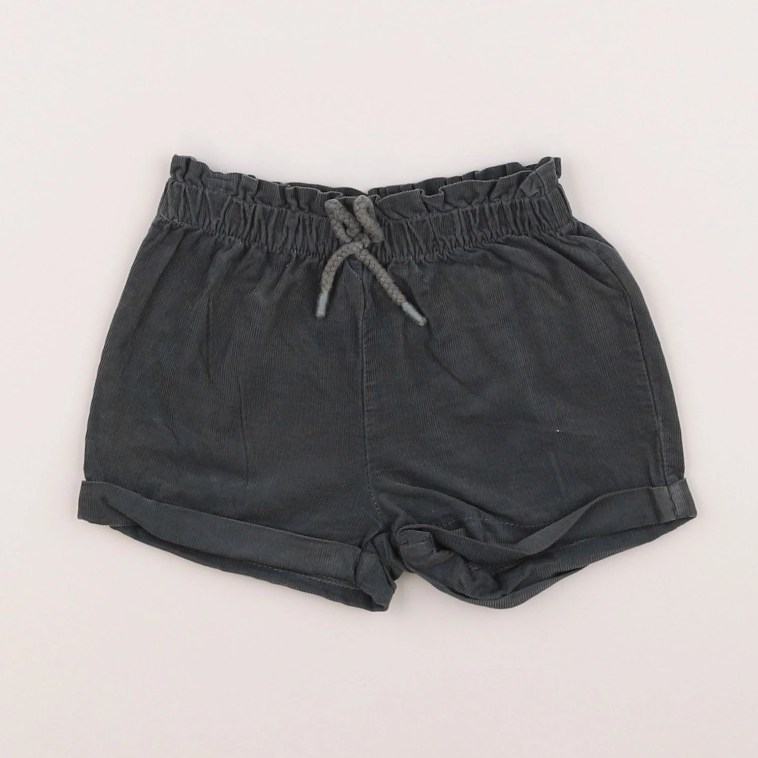 Vertbaudet - short vert - 18 mois