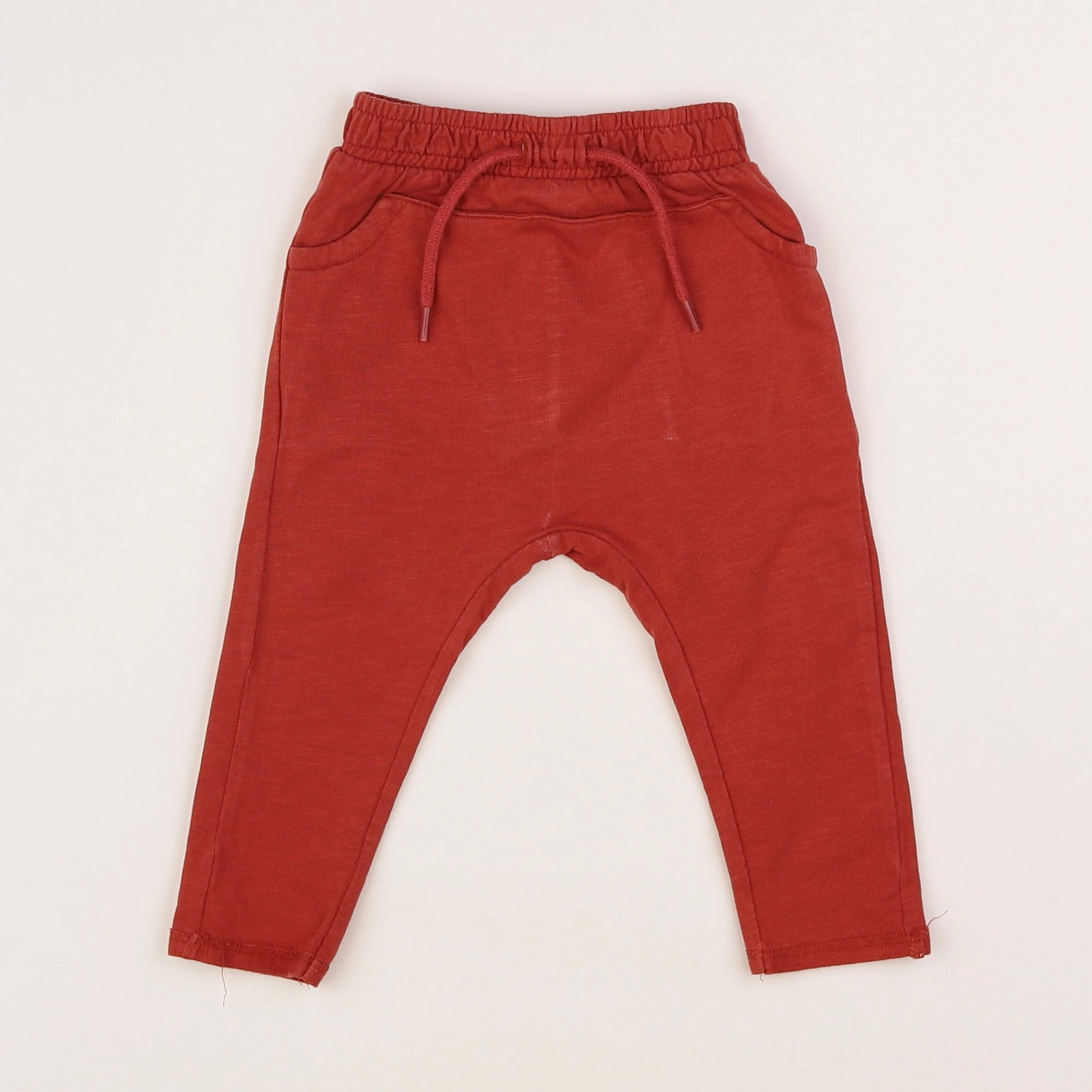 Vertbaudet - sarouel rouge - 6 mois