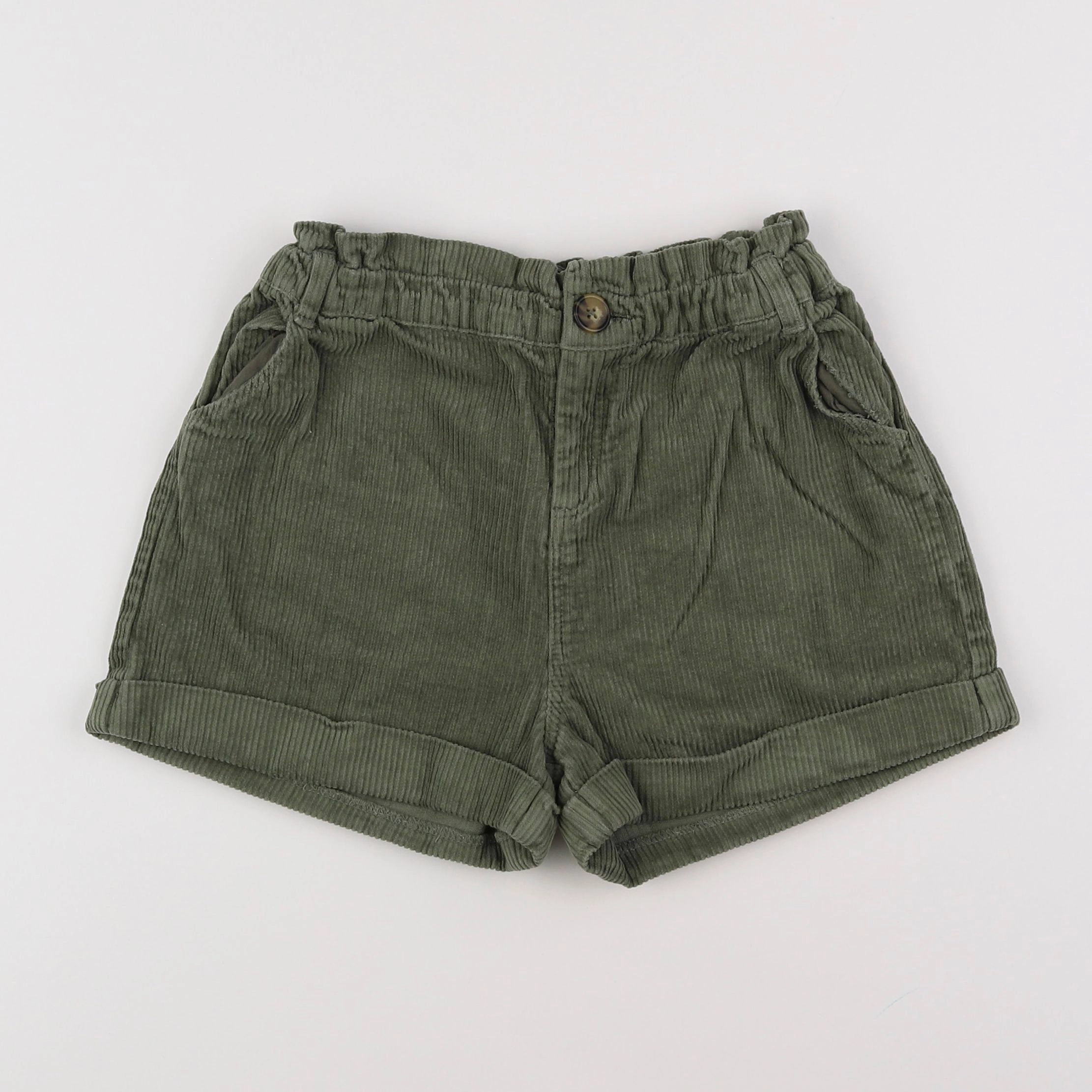 Vertbaudet - short vert - 9 ans