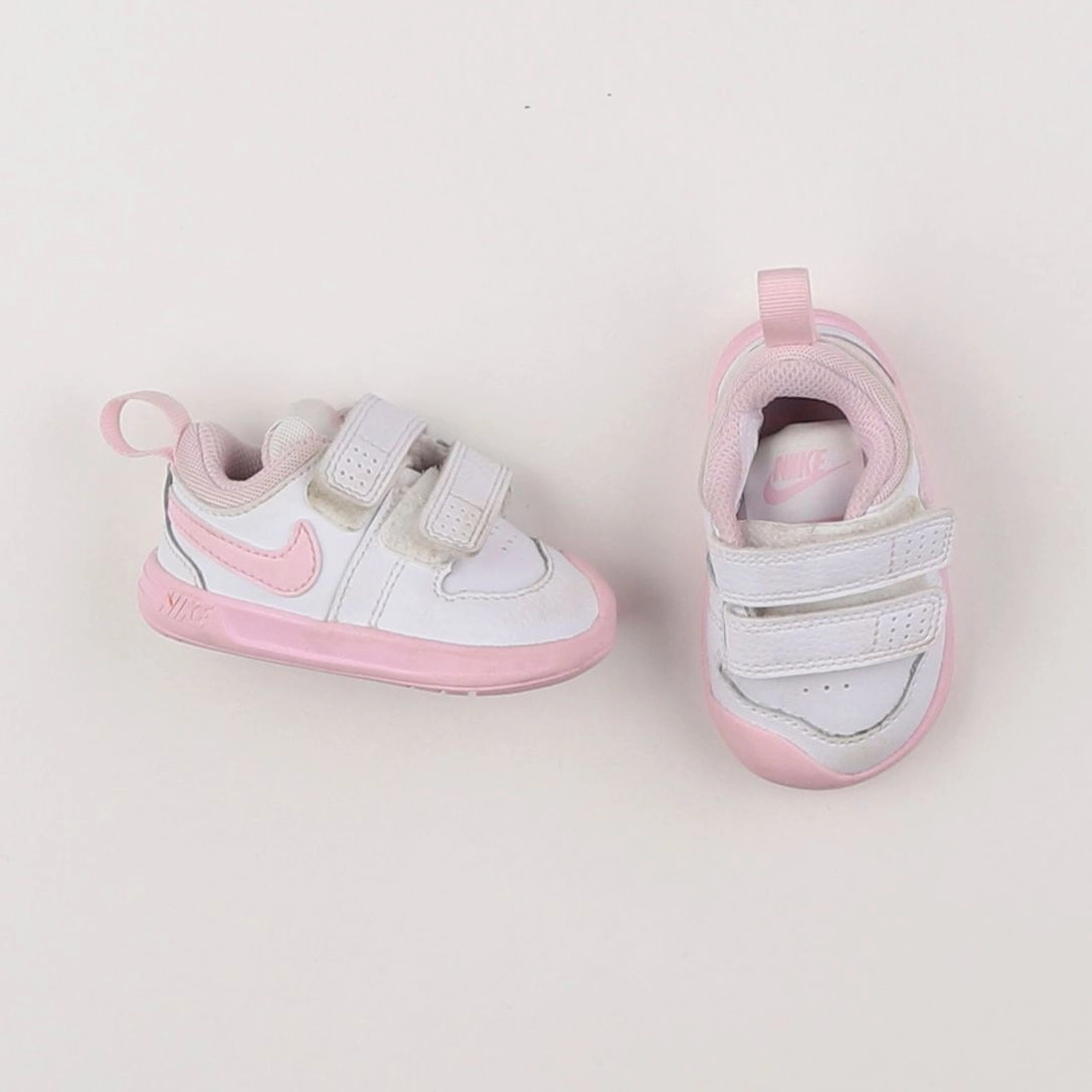 Nike - baskets rose - pointure 17