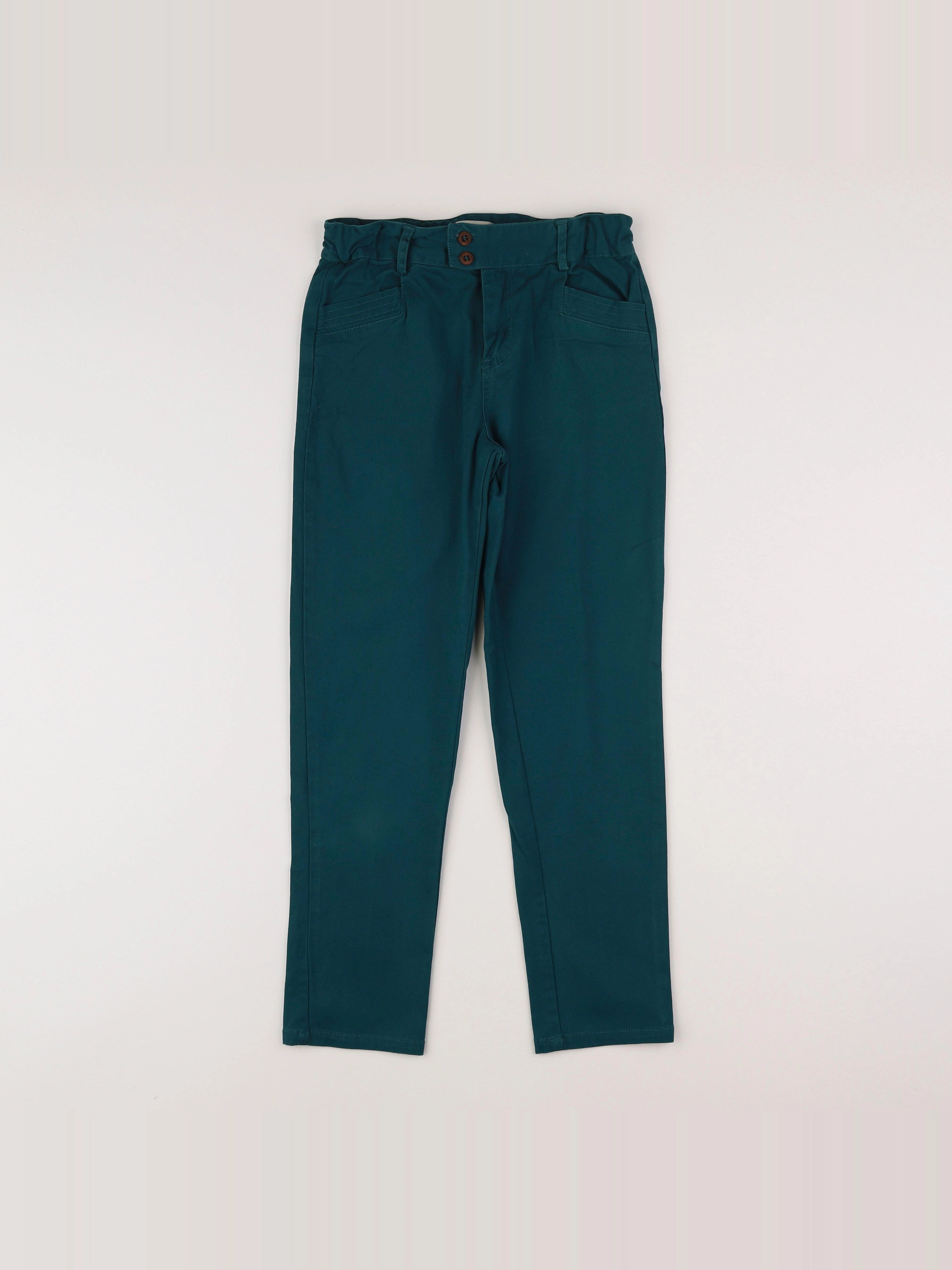 Bonnet à Pompon - pantalon vert - 10 ans