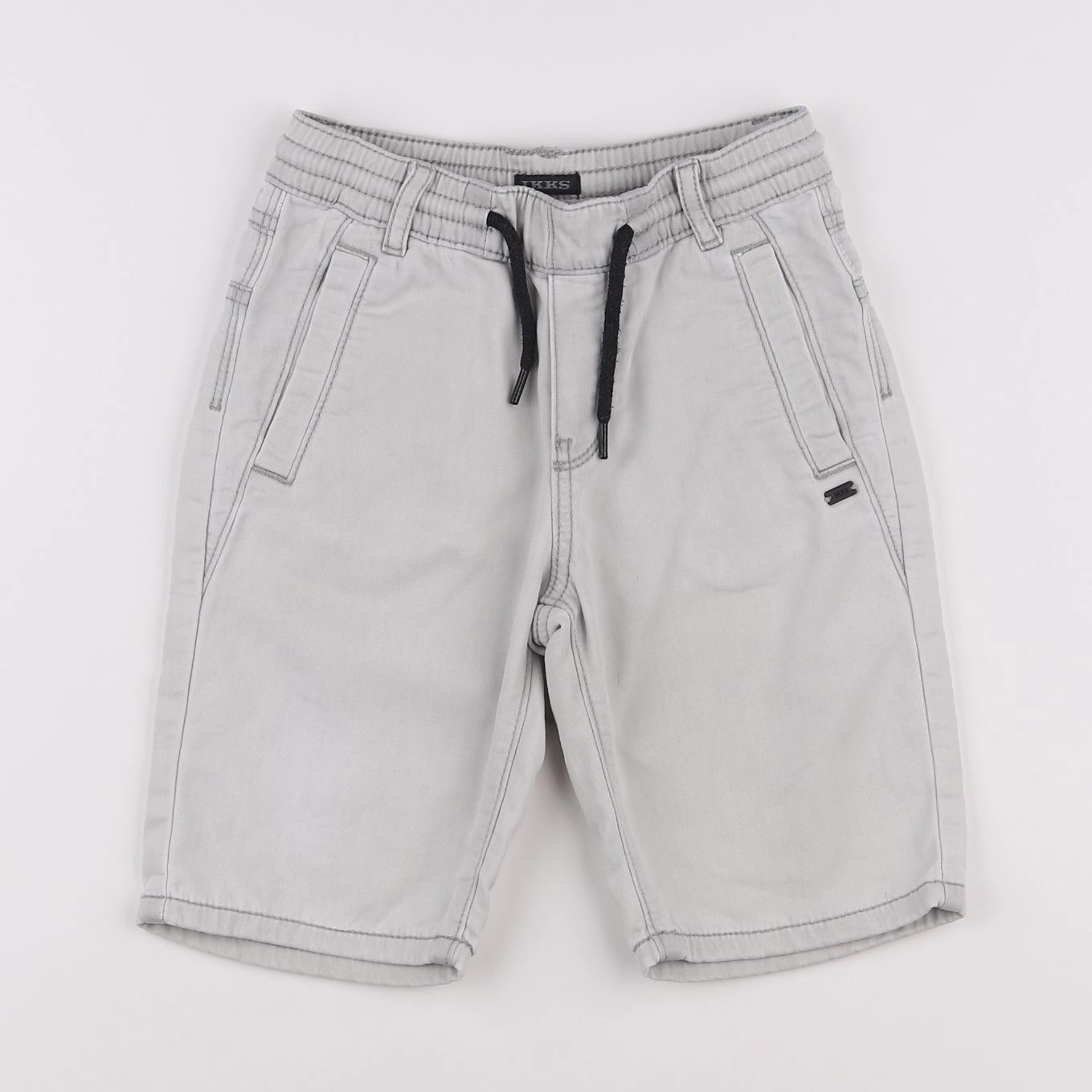 IKKS - short gris - 7 ans