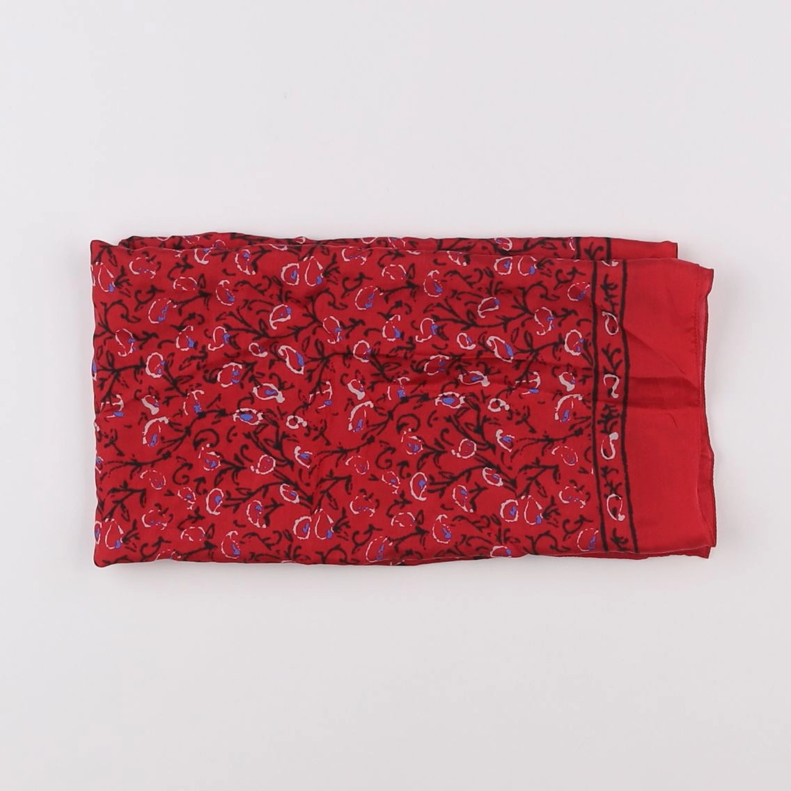 Bonton - foulard rouge - 5/16 ans