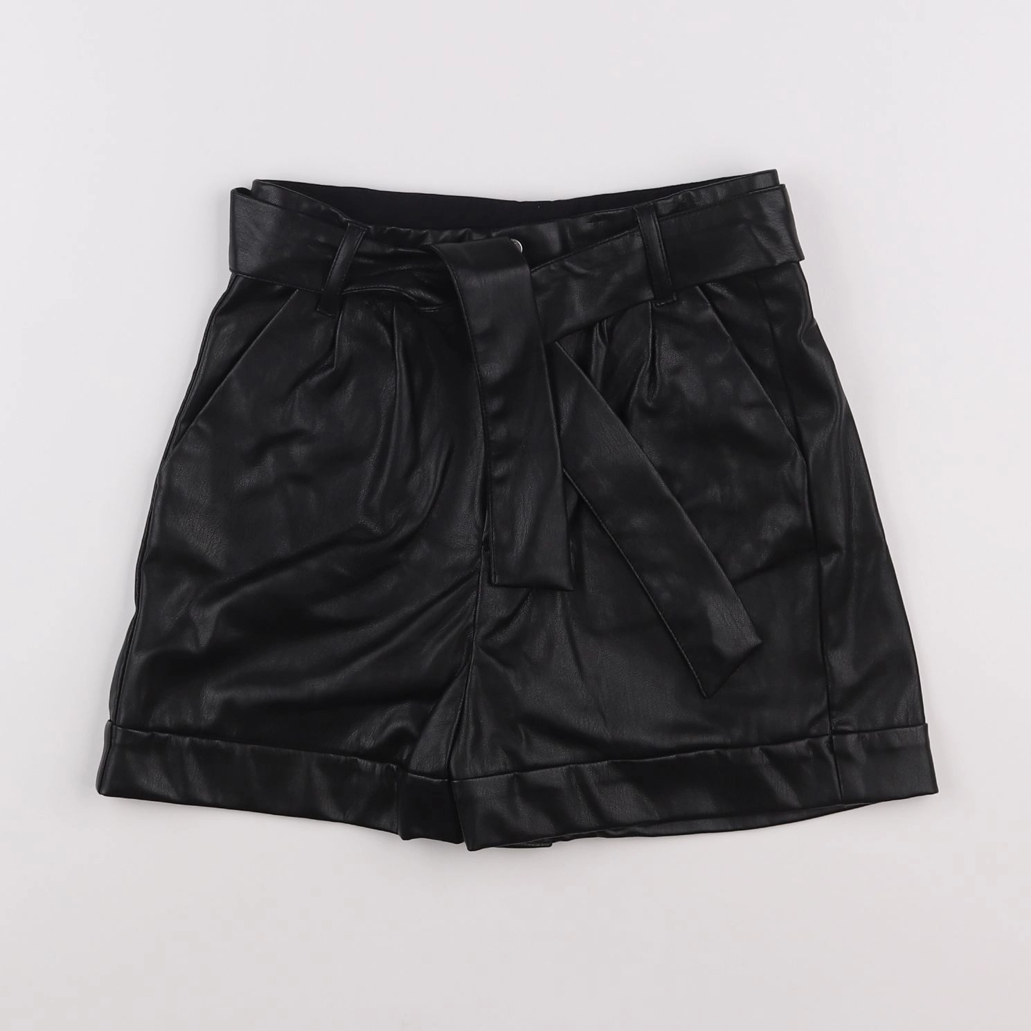 IKKS - short noir - 10 ans