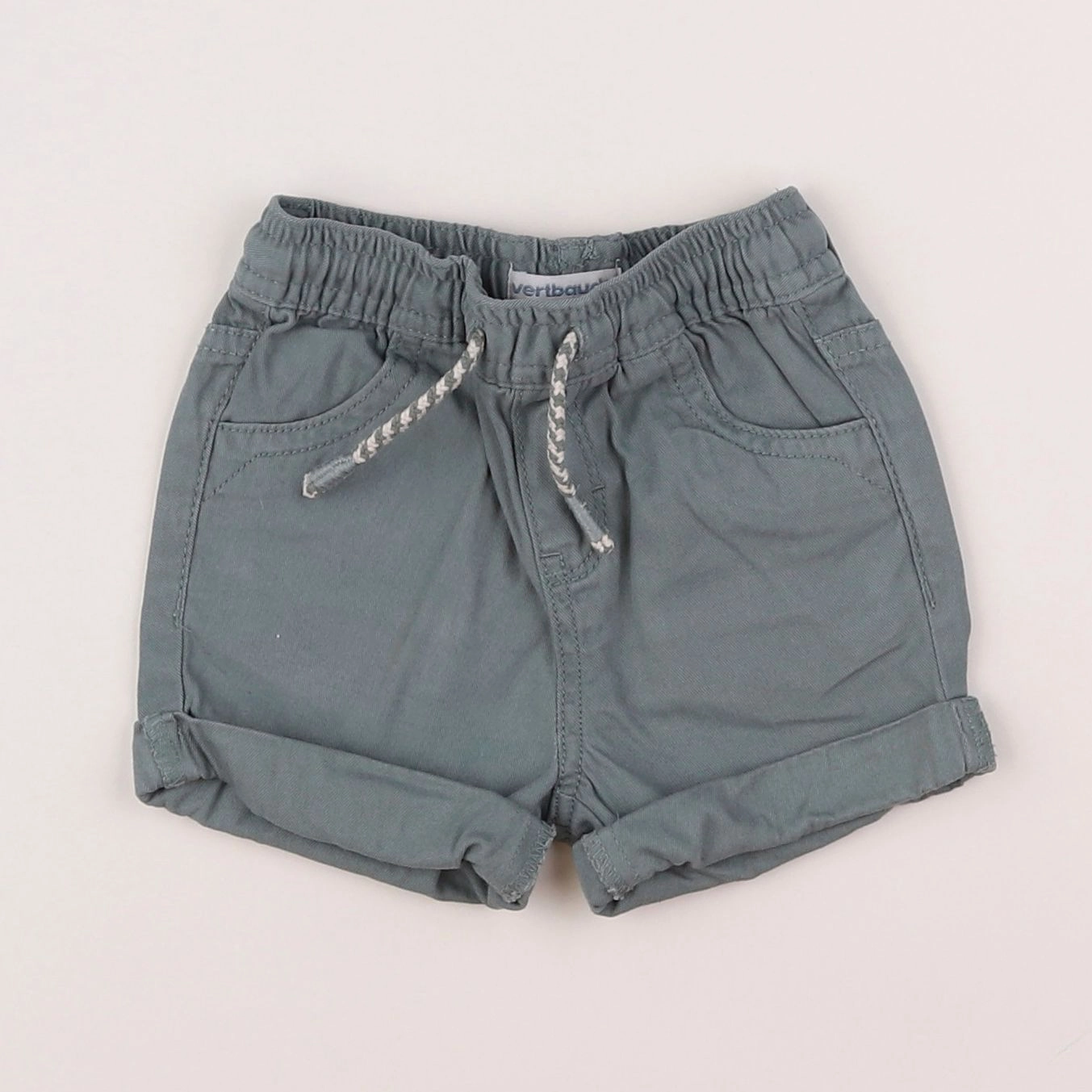 Vertbaudet - short vert - 9 mois