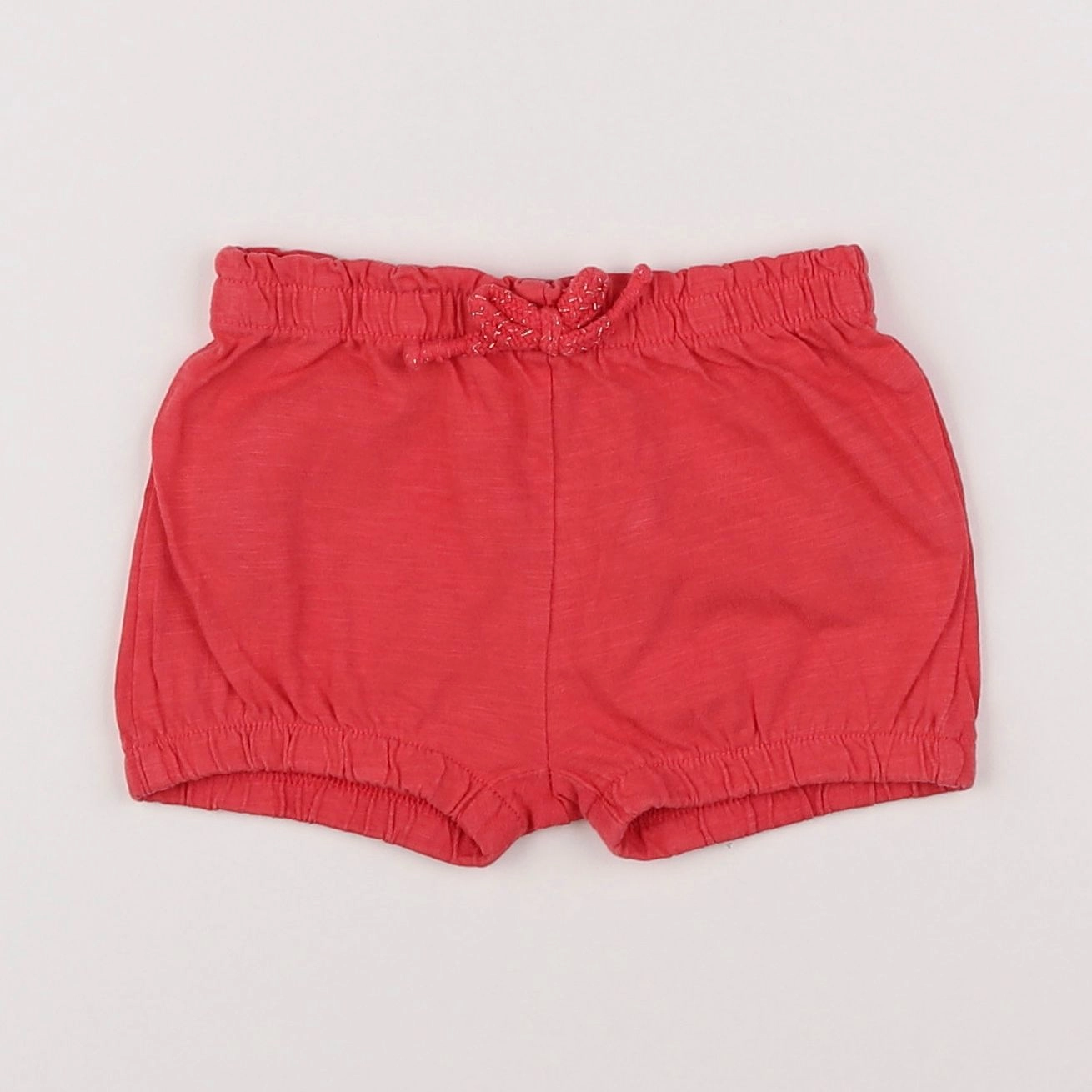 Vertbaudet - short rouge - 9 mois