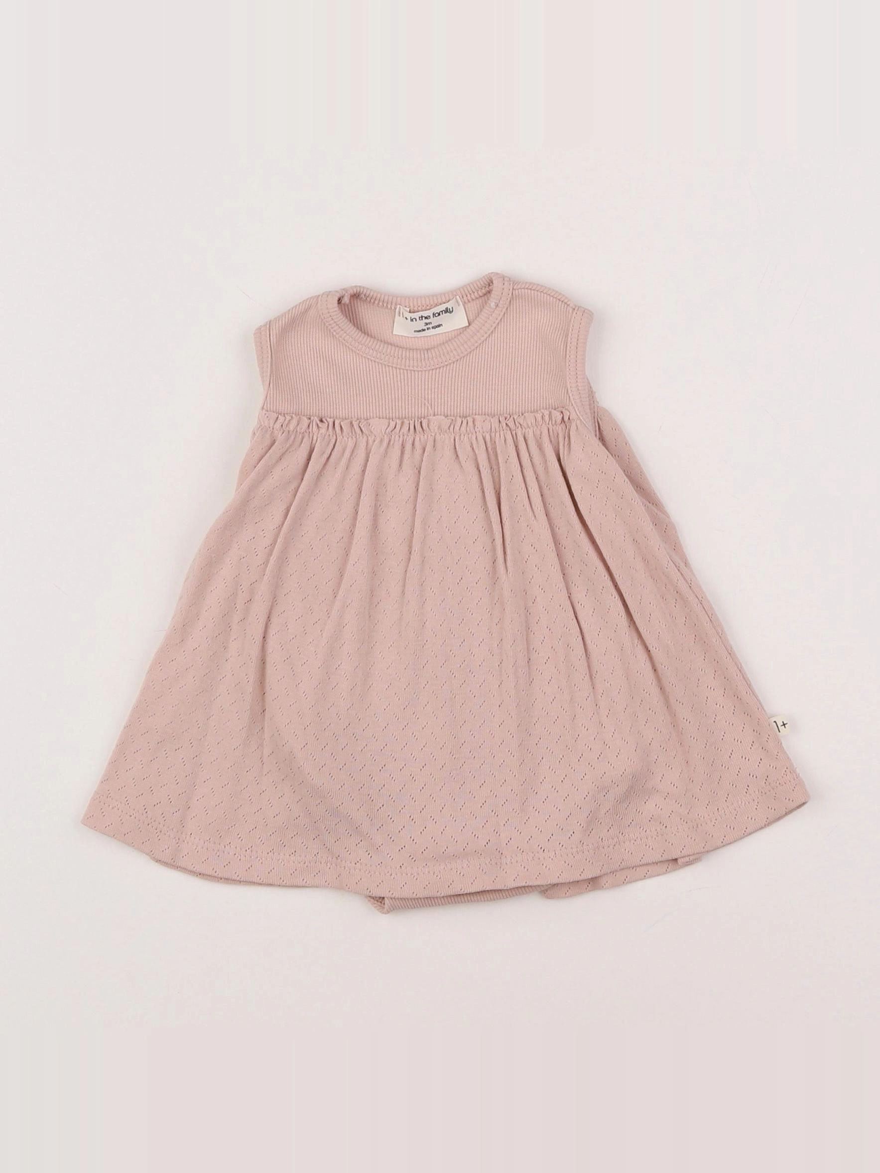 1+ In the family - robe rose - 3 mois
