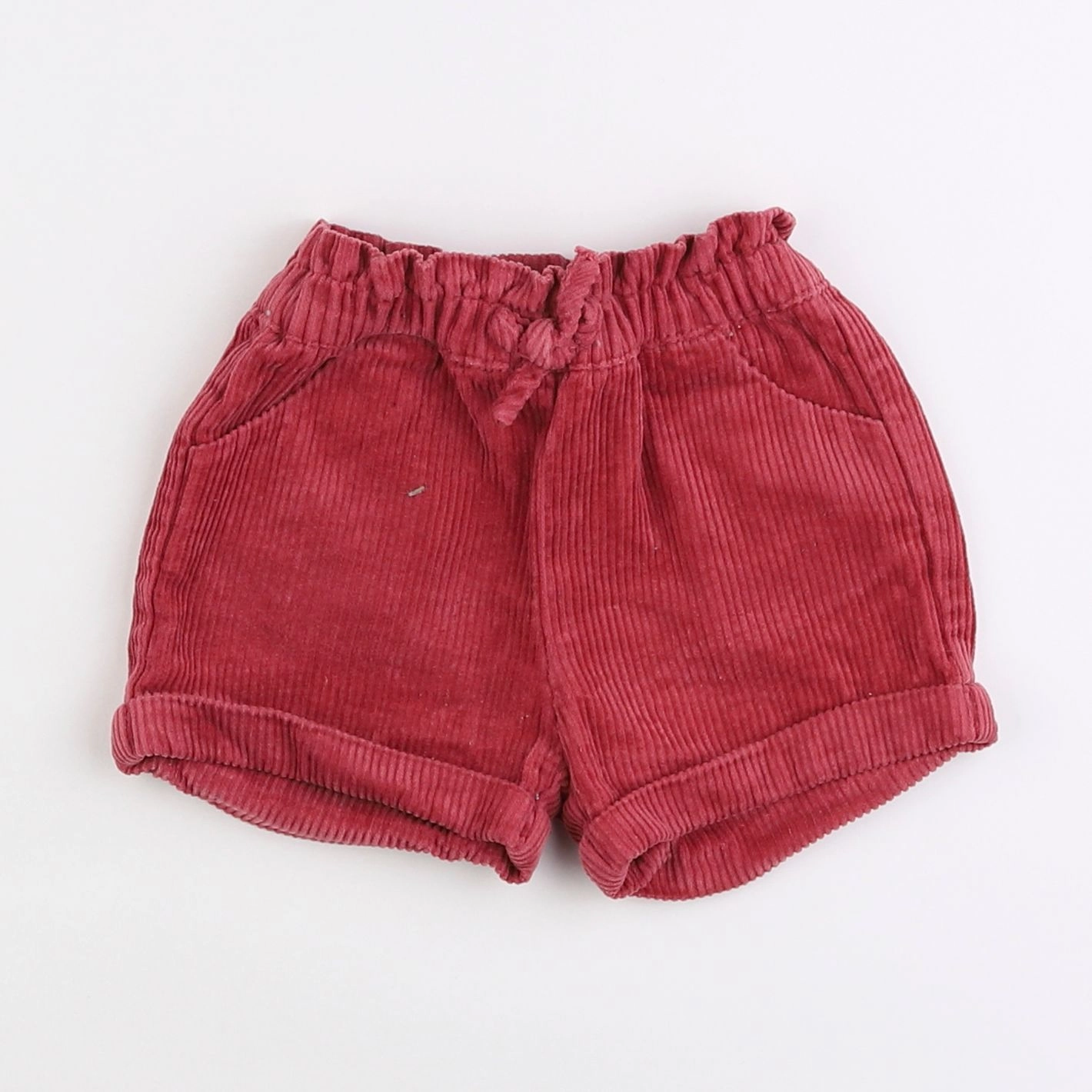Vertbaudet - short rouge - 12 mois