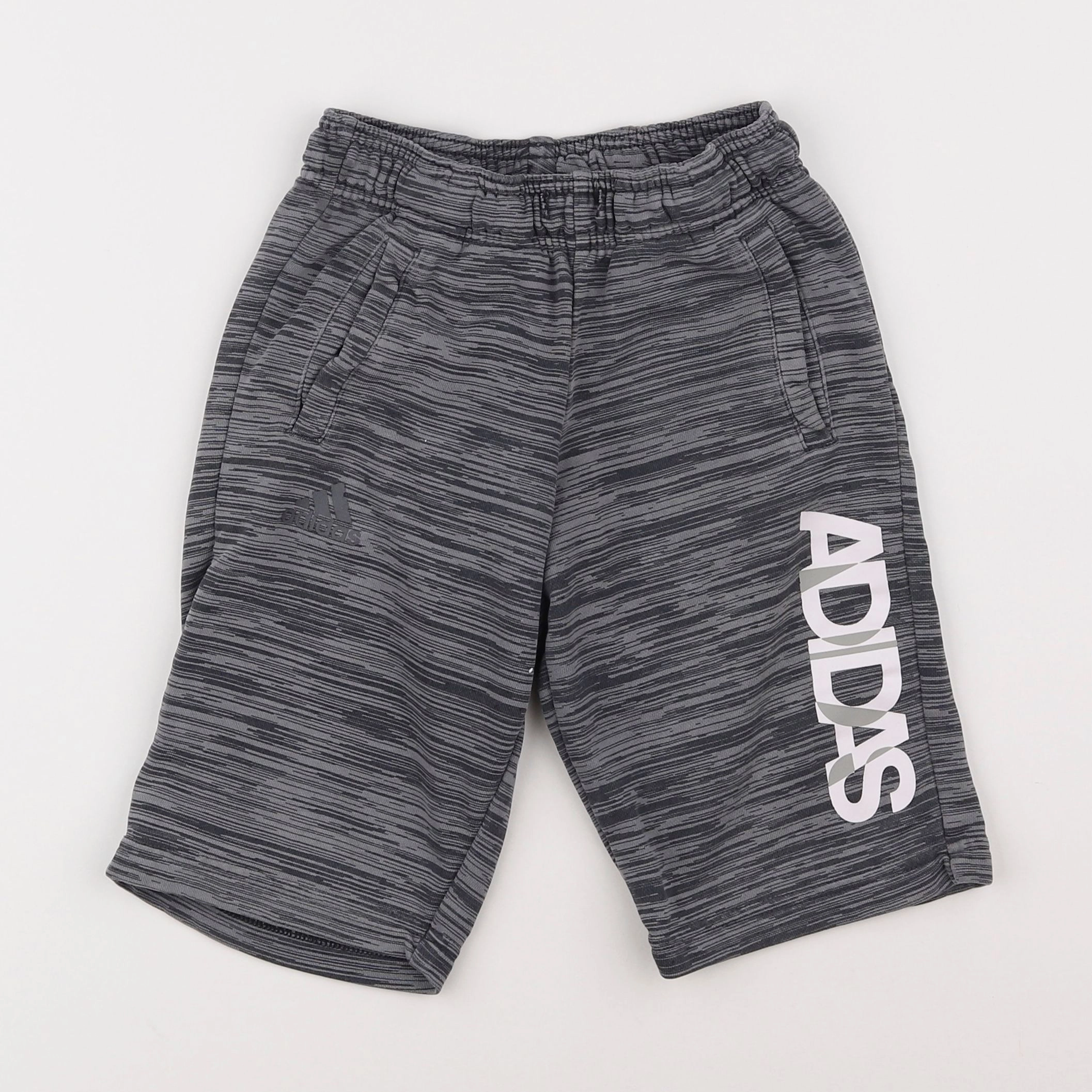 Adidas - short gris - 5/6 ans