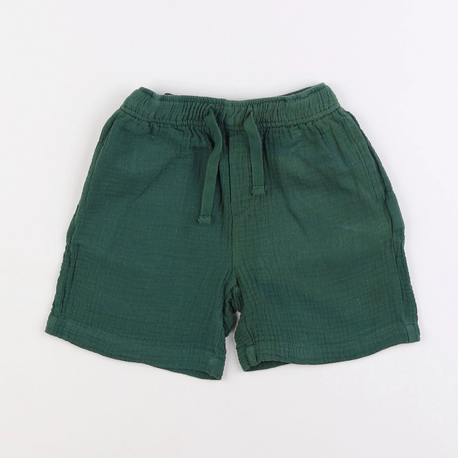 Vertbaudet - short vert - 6 ans