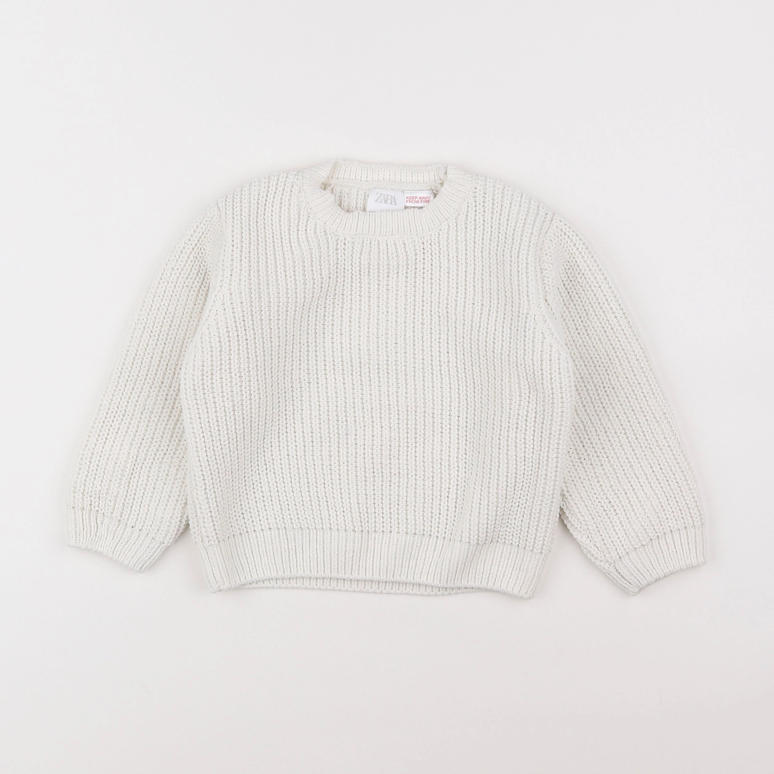 Zara - pull blanc - 4/5 ans