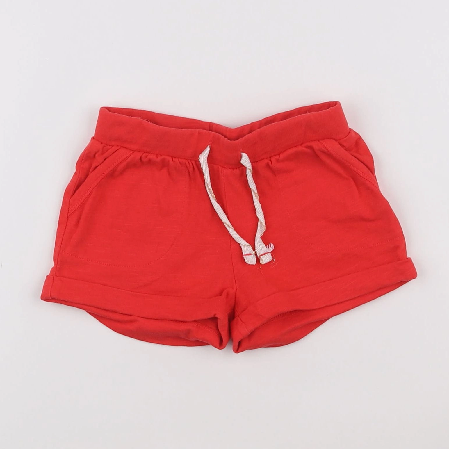 Vertbaudet - short rouge - 4 ans