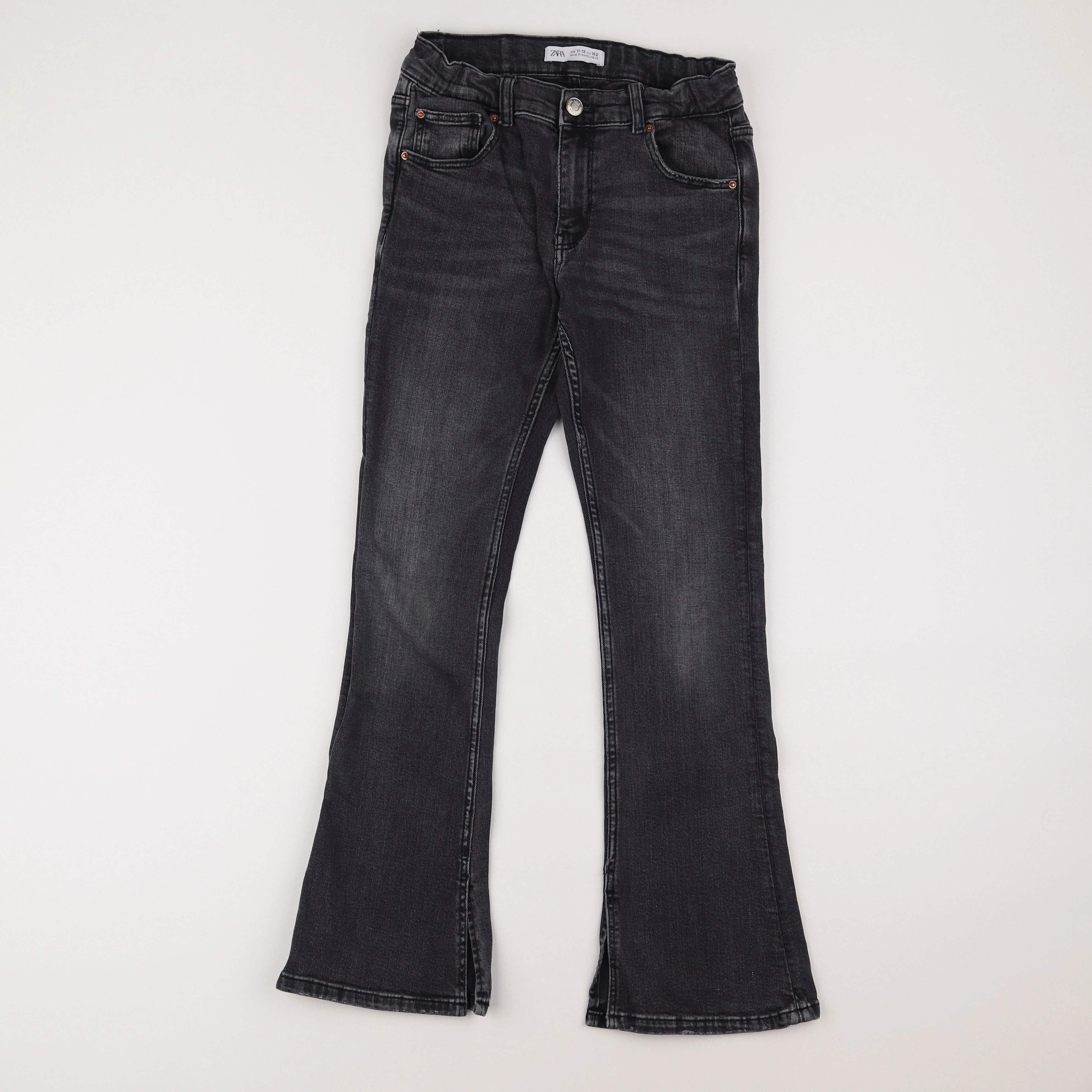 Zara - jean gris - 11 ans