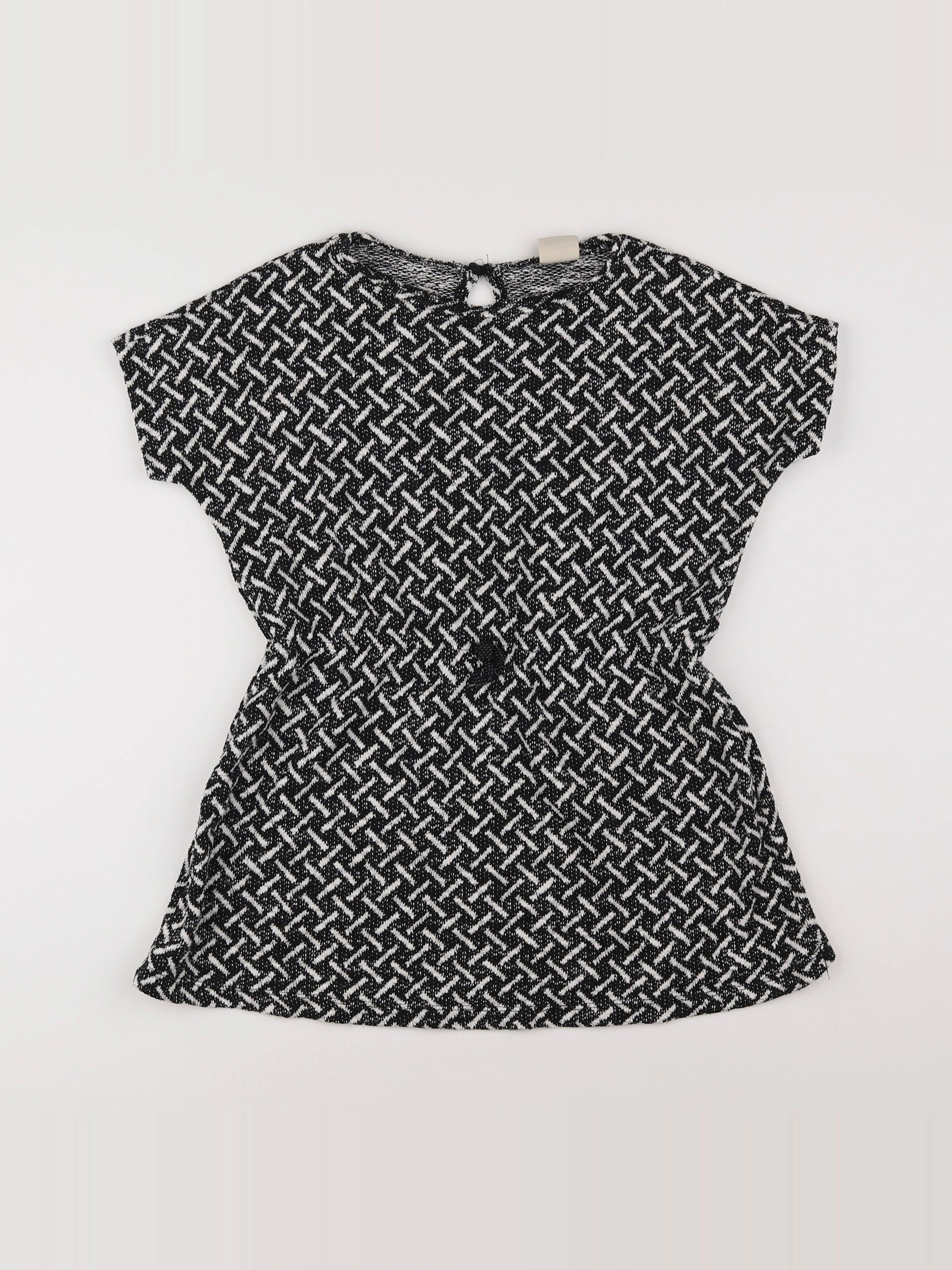 Zara - robe noir - 9/10 ans