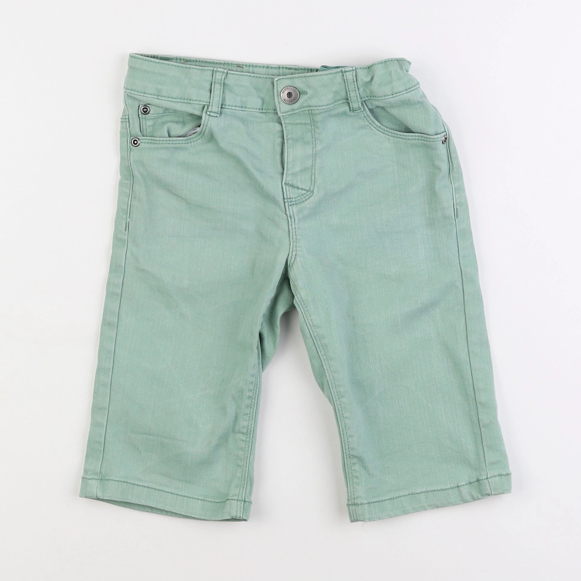 Vertbaudet - short vert - 7 ans