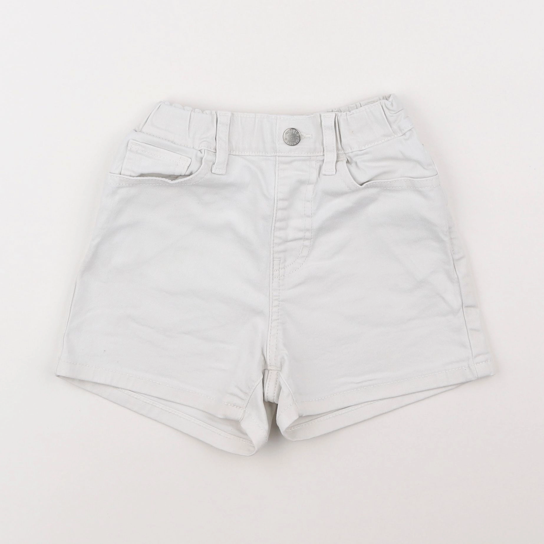 Uniqlo - short blanc - 3/4 ans