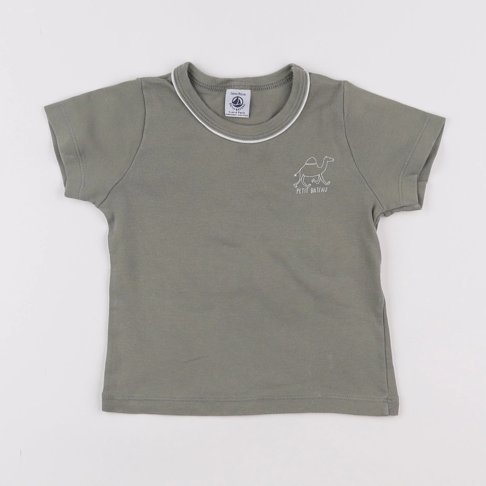 Petit Bateau - tee-shirt vert - 2 ans