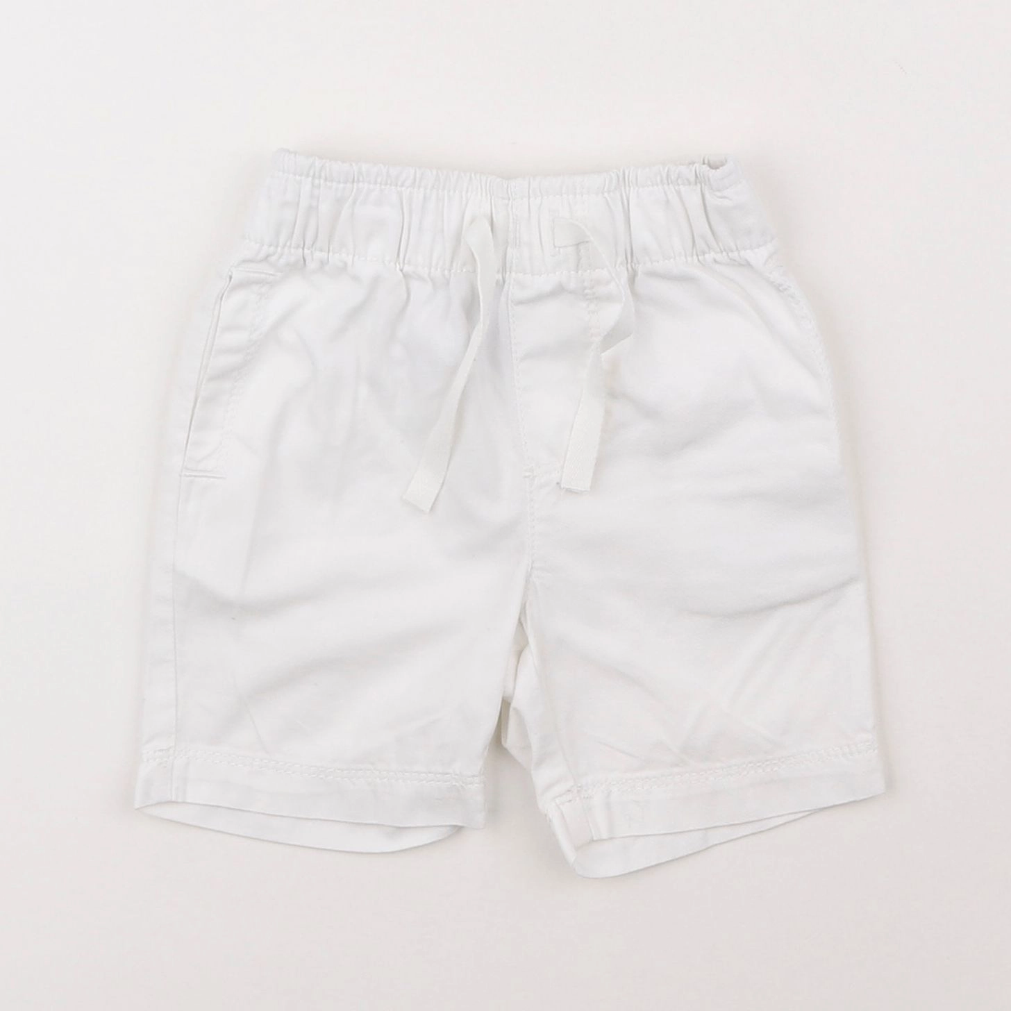 Petit Bateau - short blanc - 18 mois