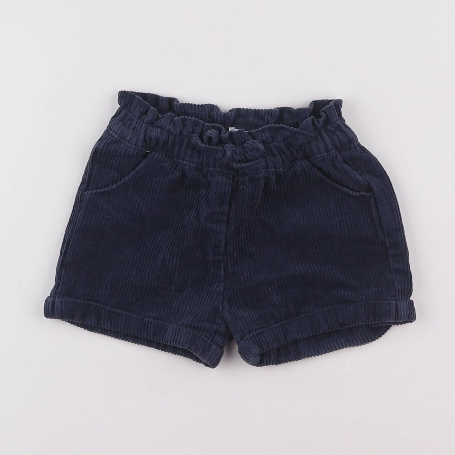 Vertbaudet - short vert - 12 mois