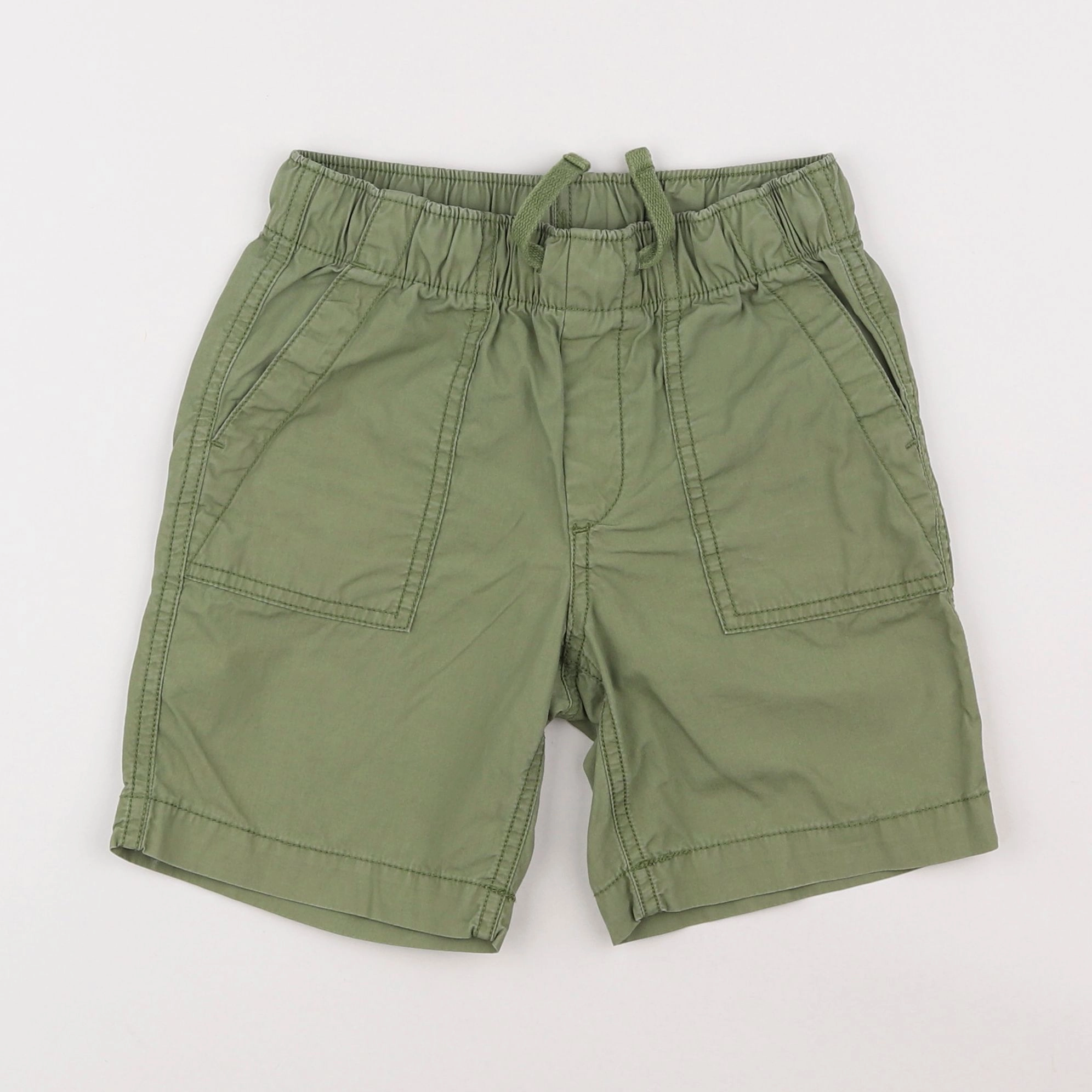 GAP - short vert - 6/7 ans