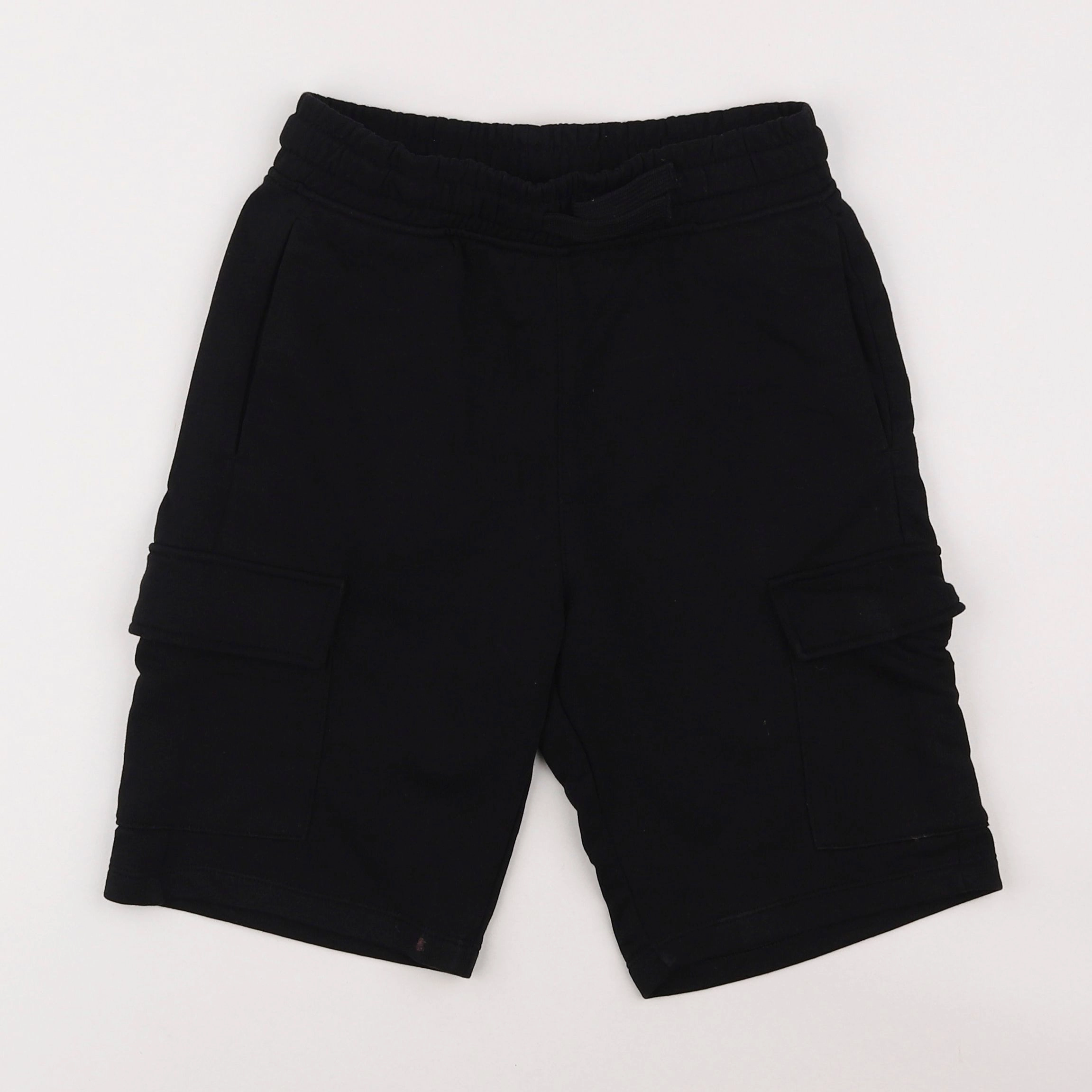 H&M - short noir - 9/10 ans