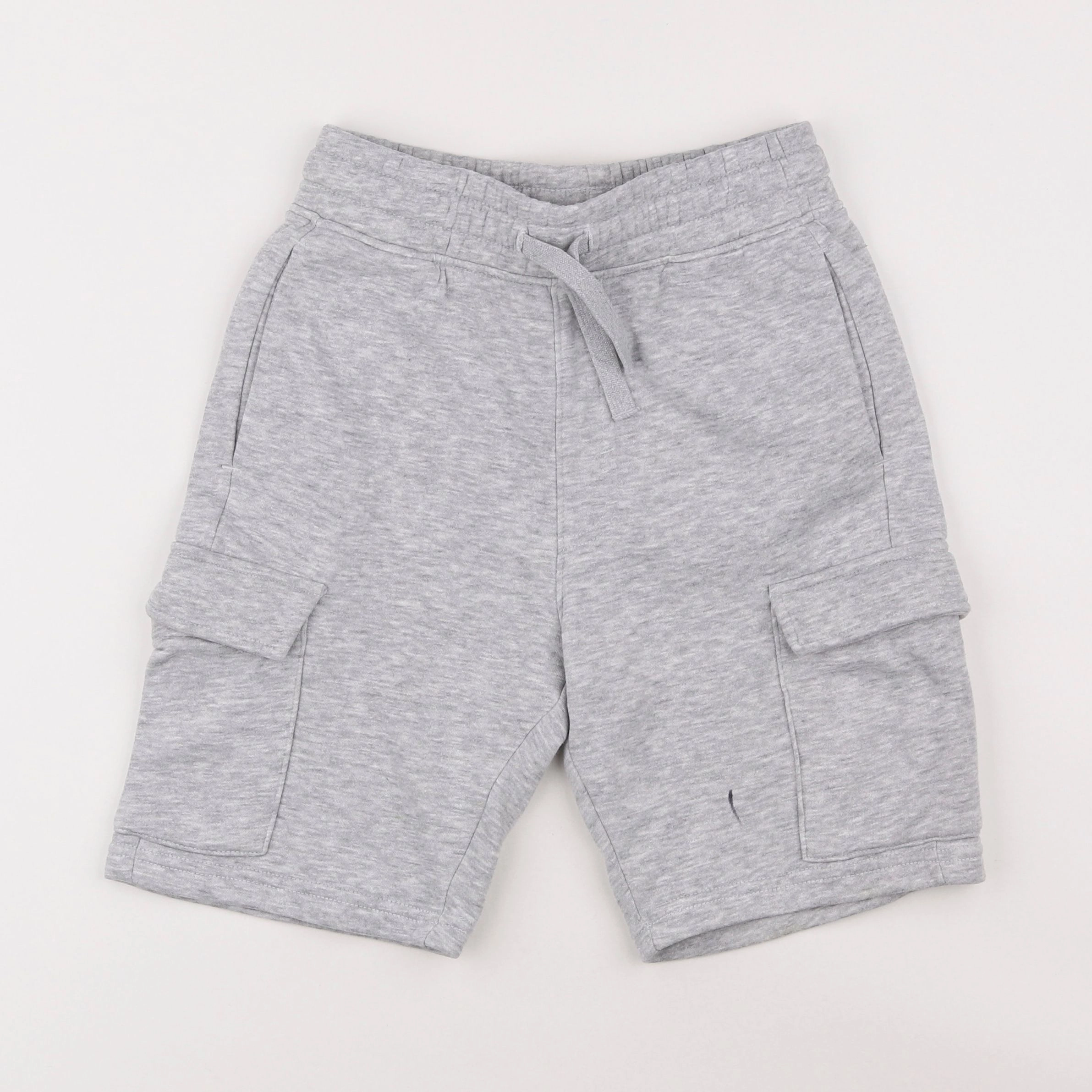 H&M - short gris - 9/10 ans