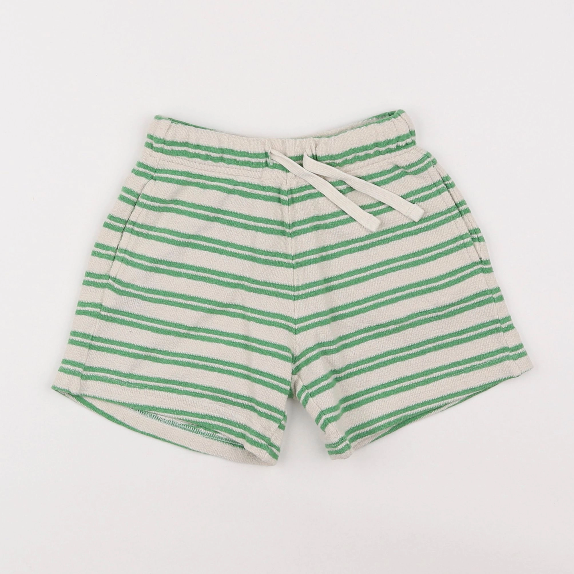 Zara - short vert - 4/5 ans