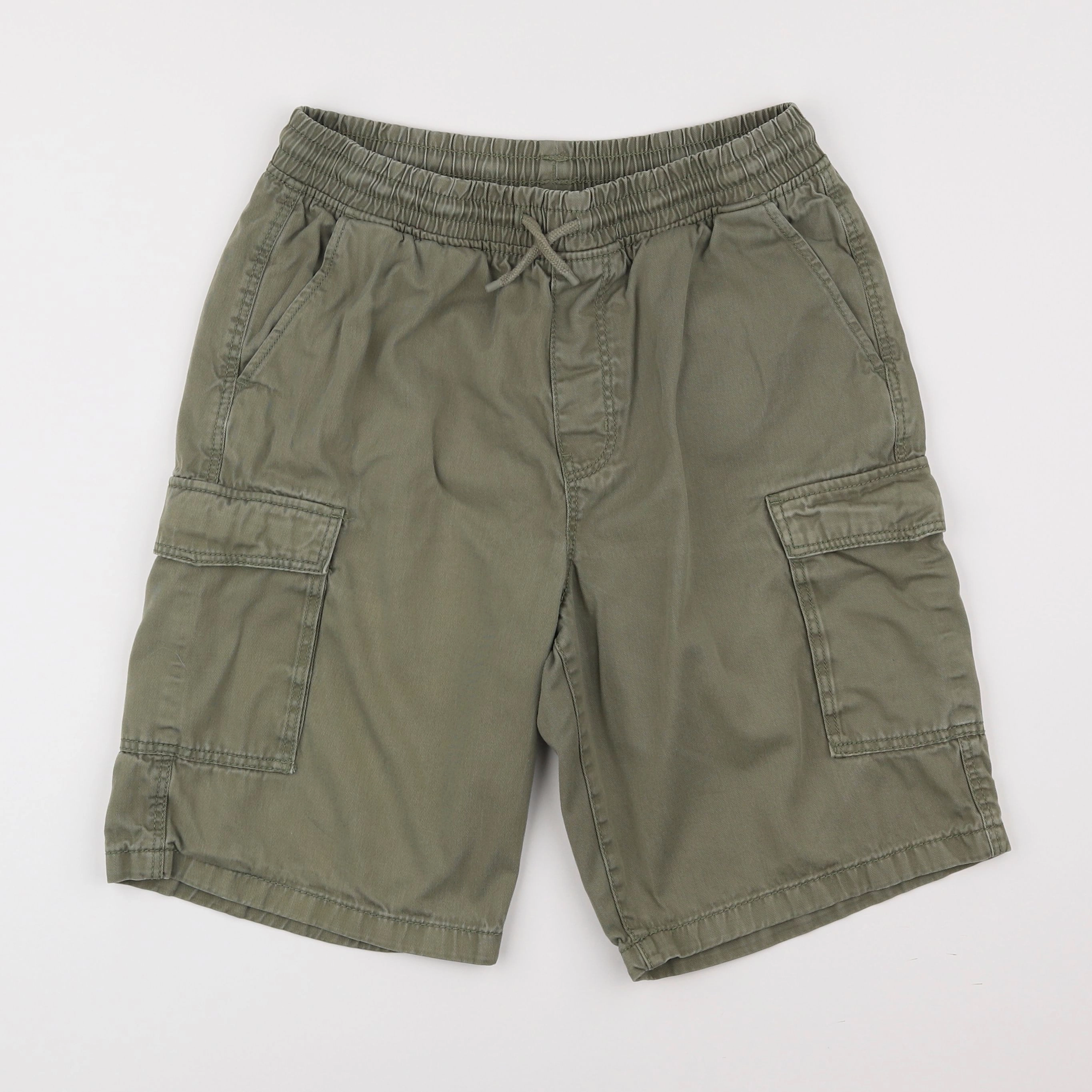 H&M - short vert - 13/14 ans