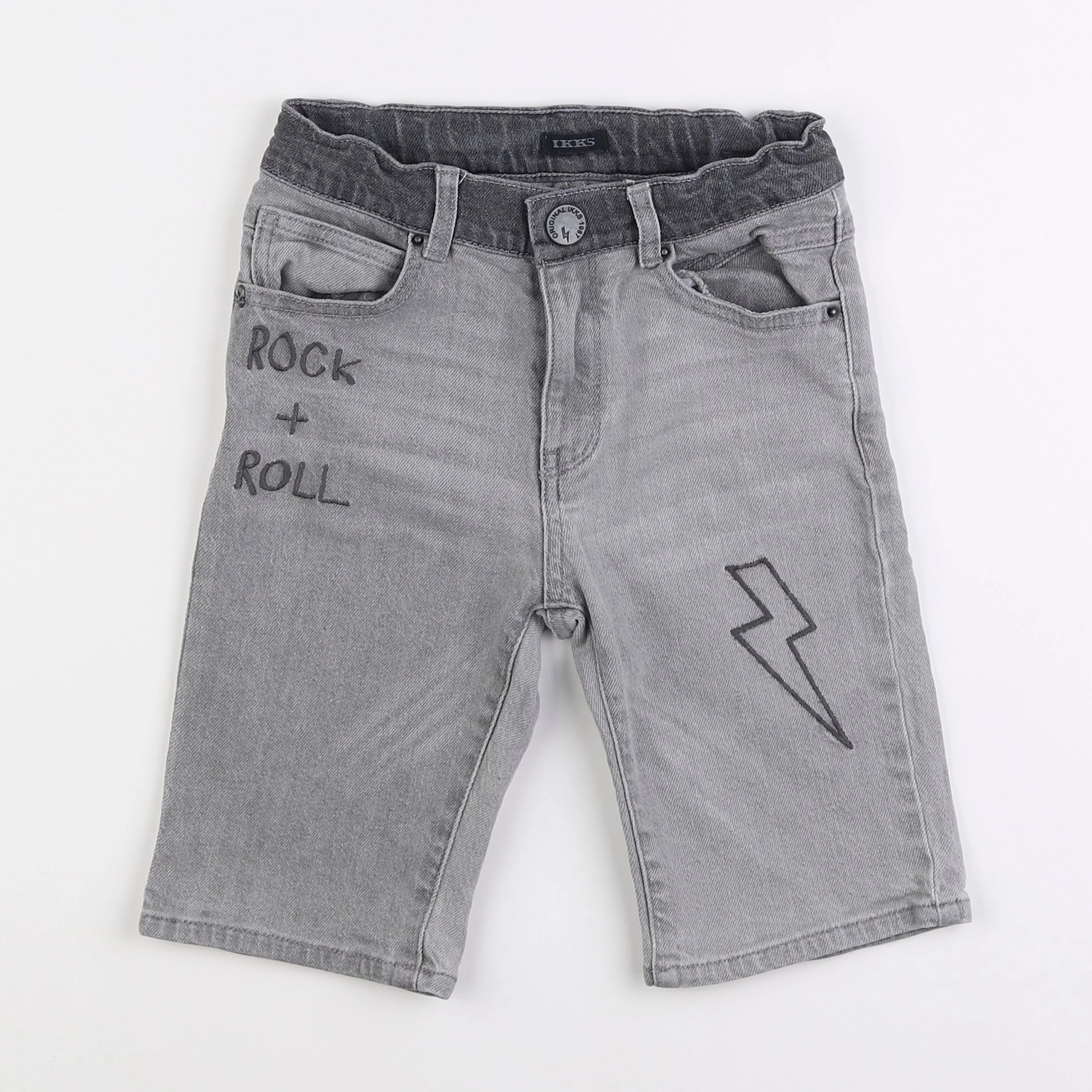 IKKS - short gris - 8 ans