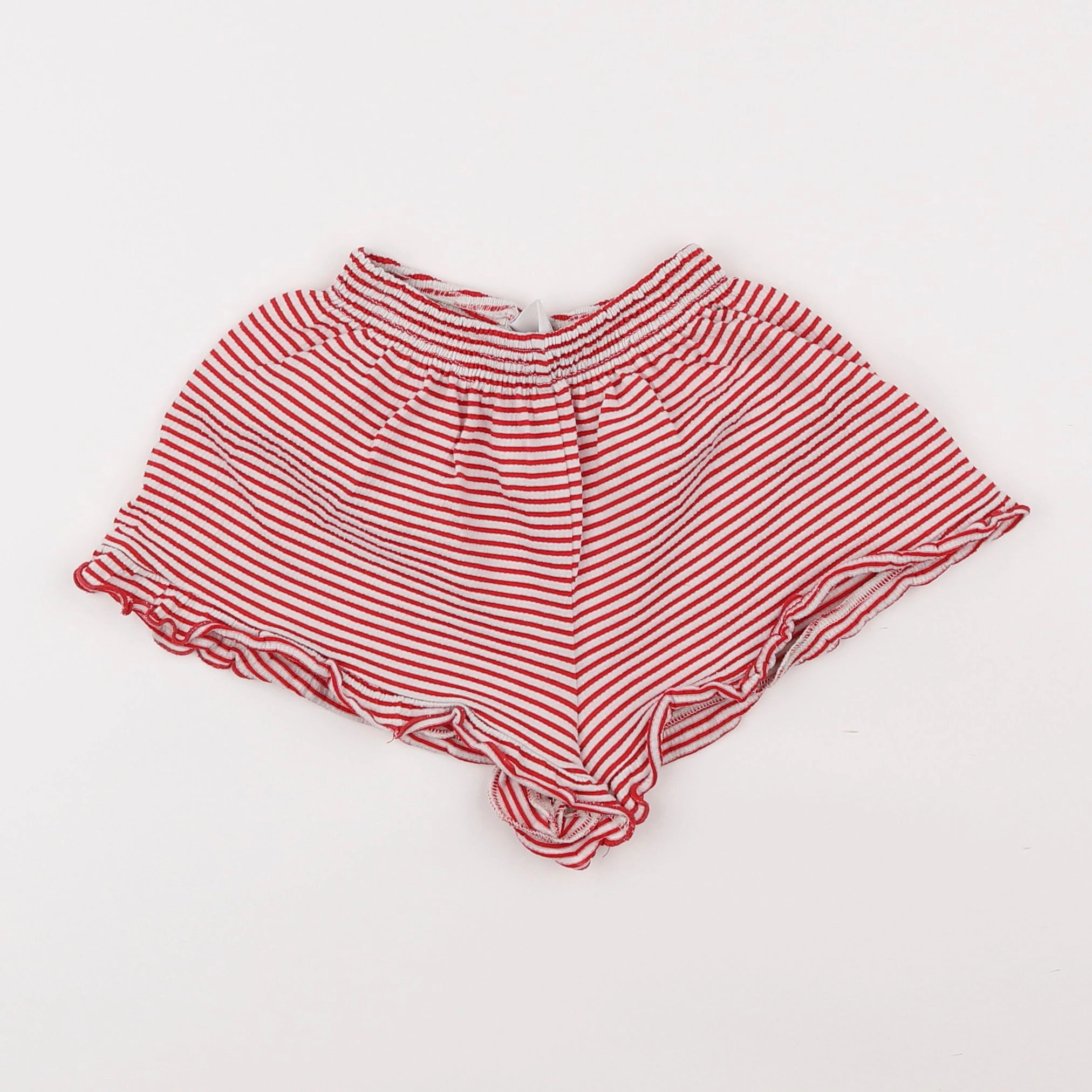 Zara - short rouge - 4/5 ans