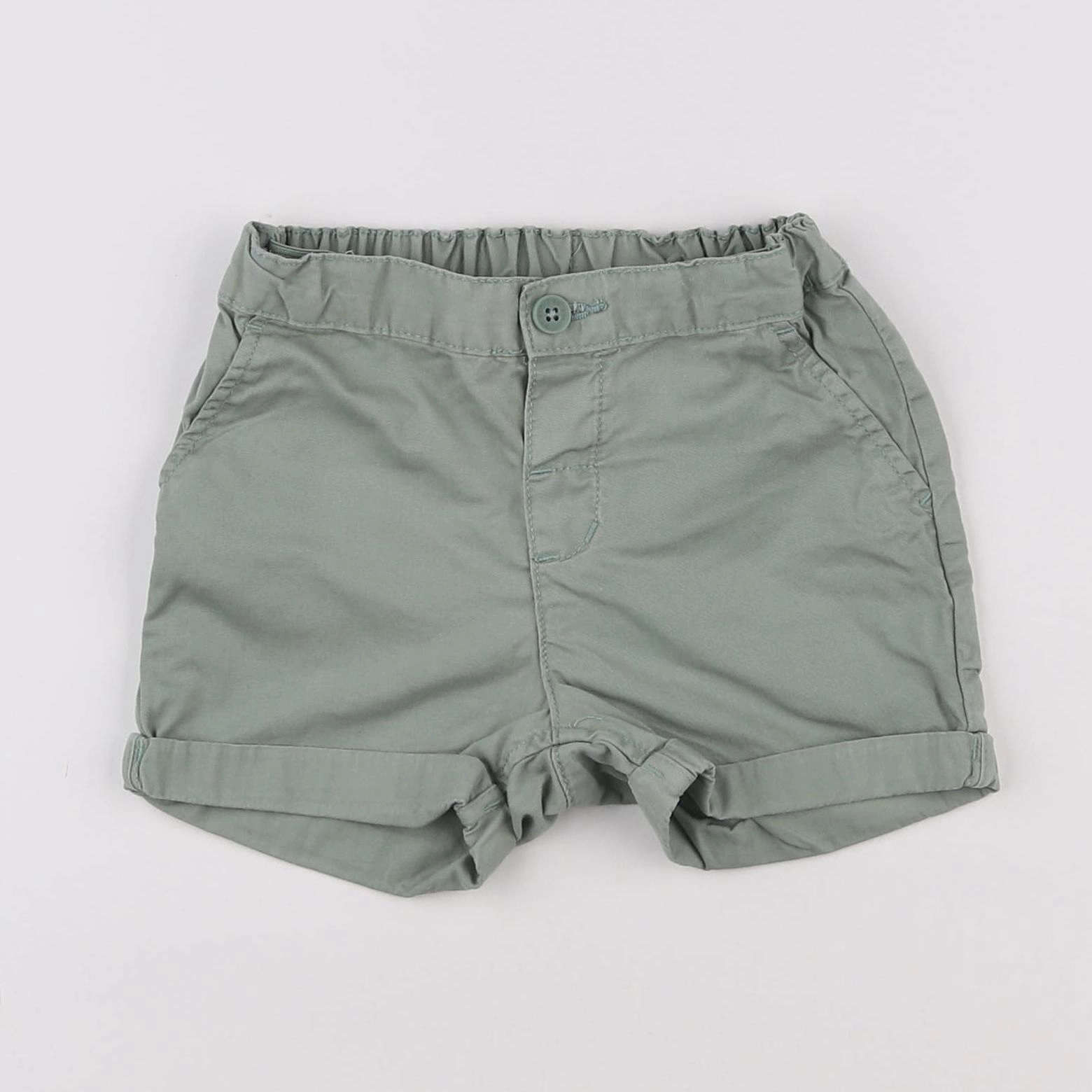 H&M - short vert - 12/18 mois