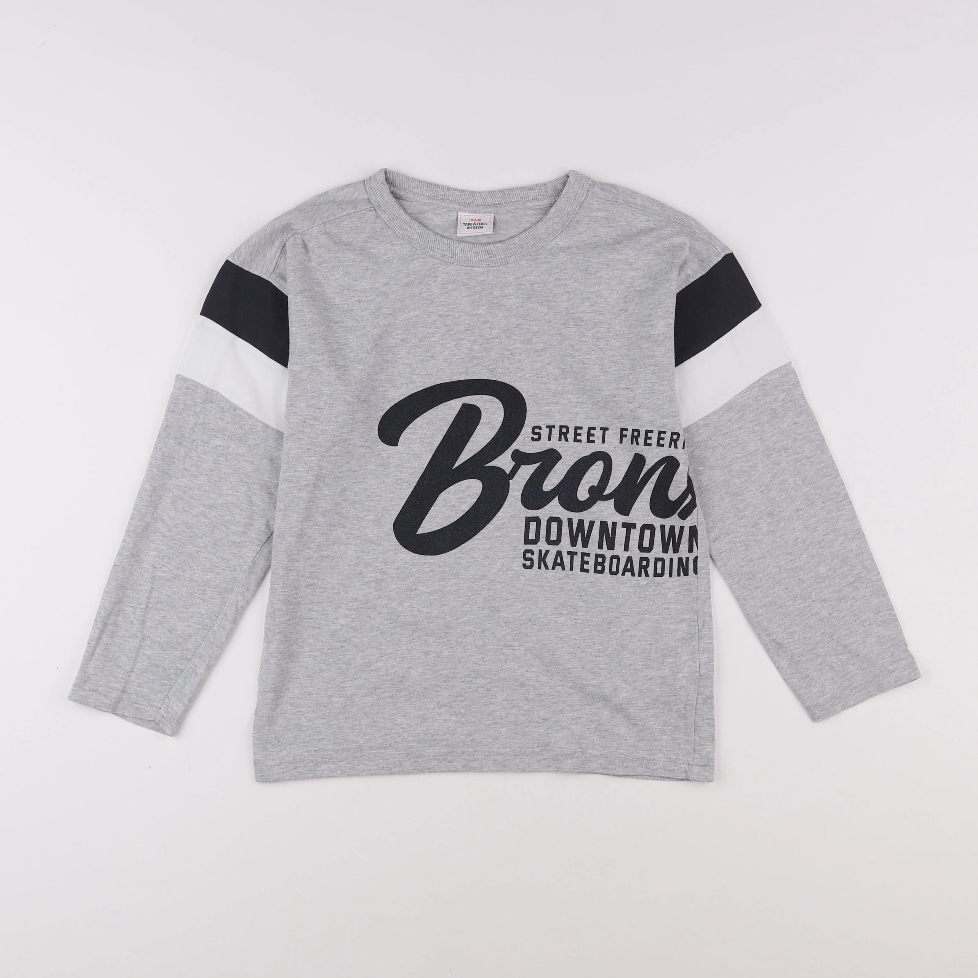 Tape à l'oeil - tee-shirt gris - 8 ans