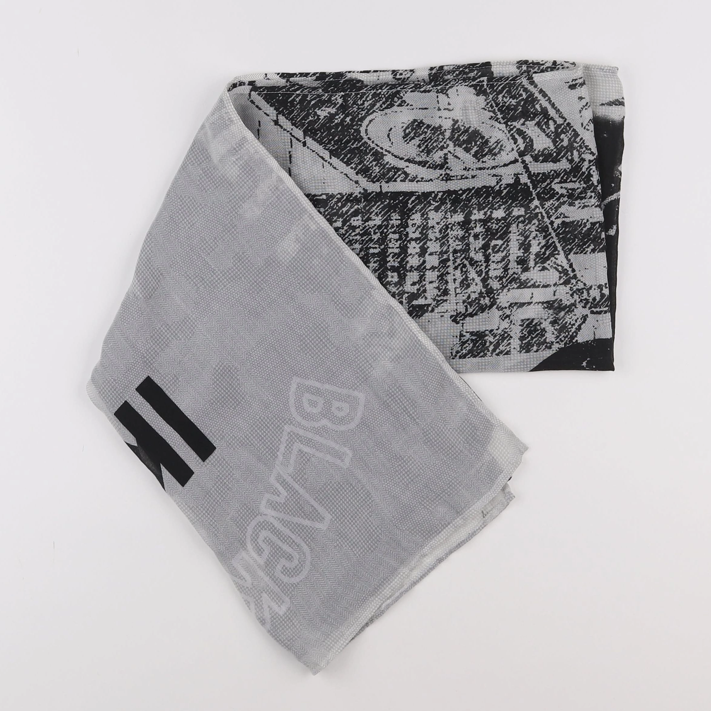 IKKS - foulard gris - 12/16 ans