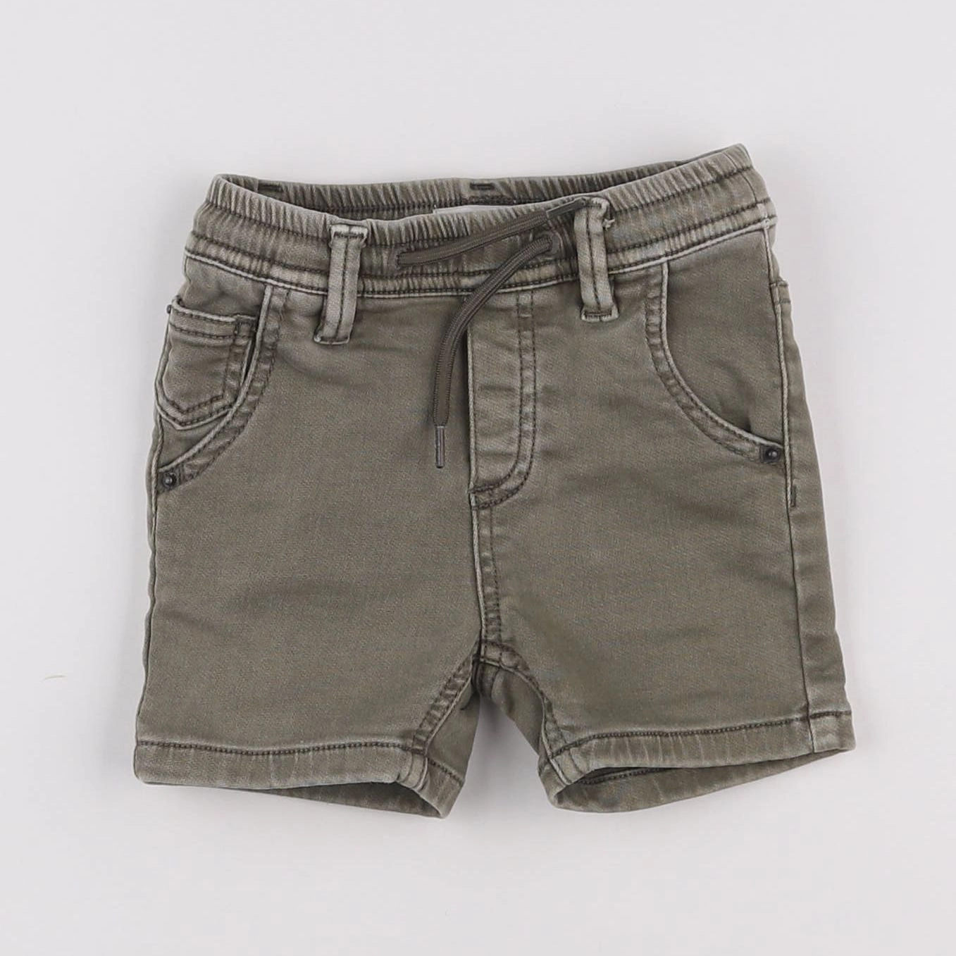 IKKS - short vert - 6 mois