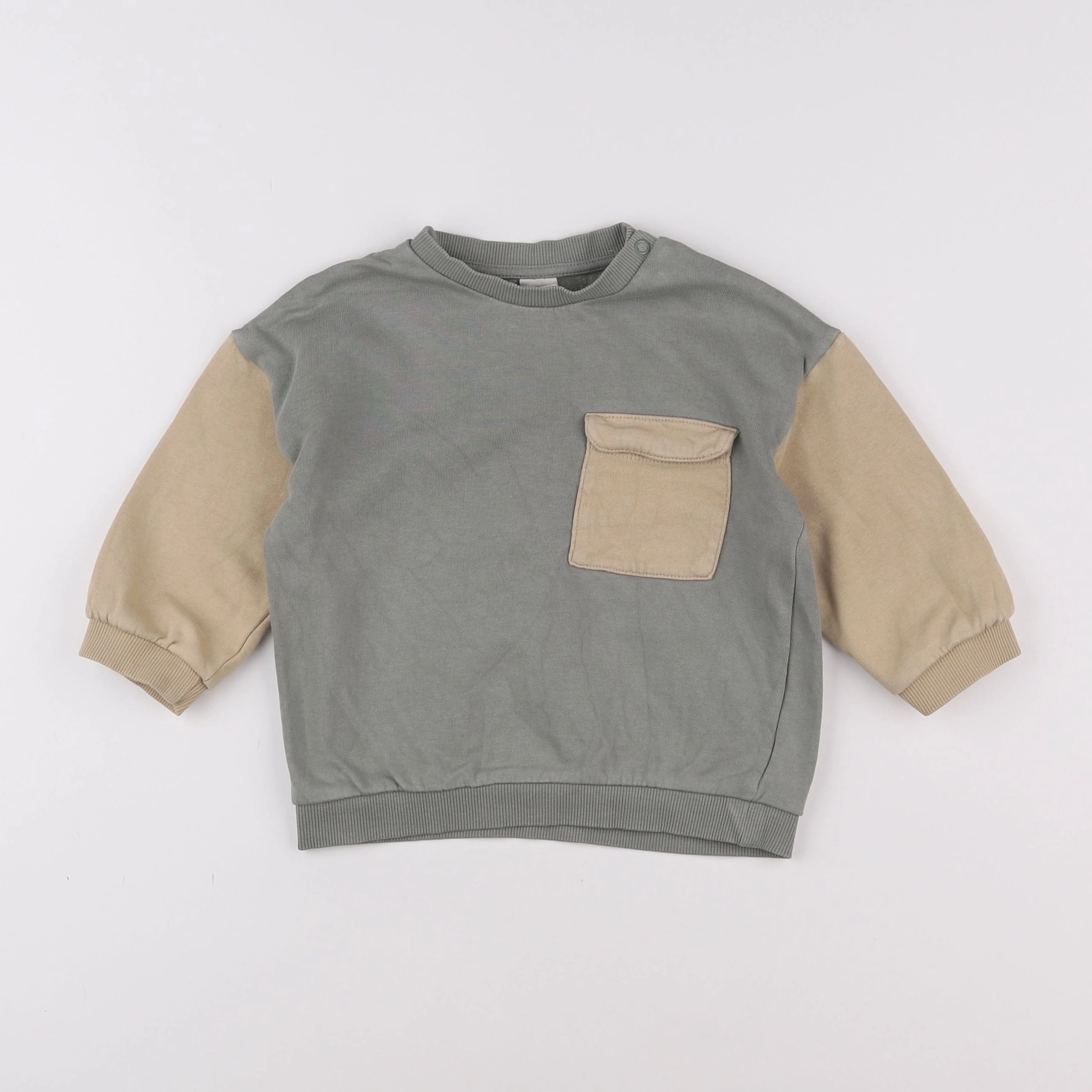 H&M - sweat vert - 12/18 mois