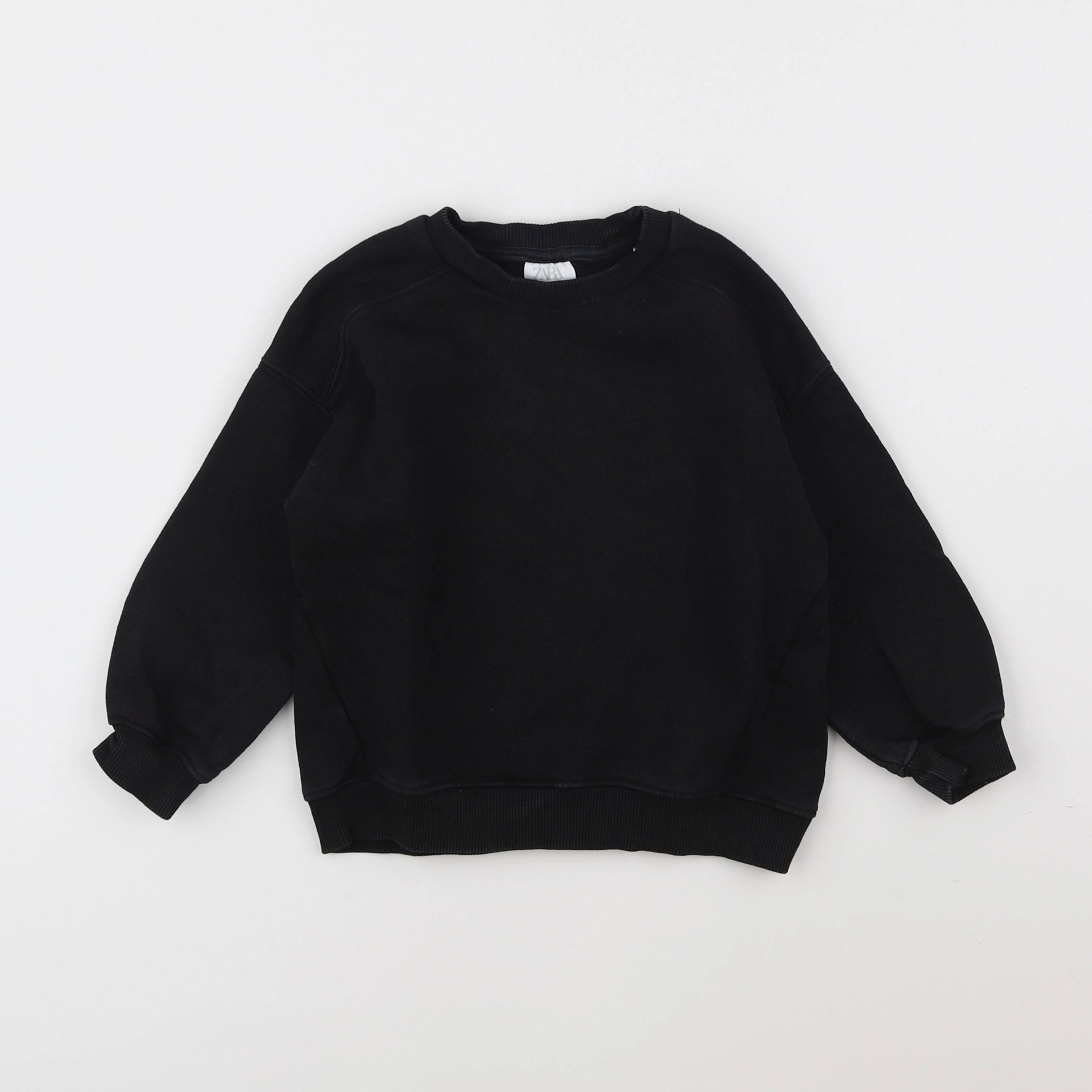 Zara - sweat noir - 2/3 ans