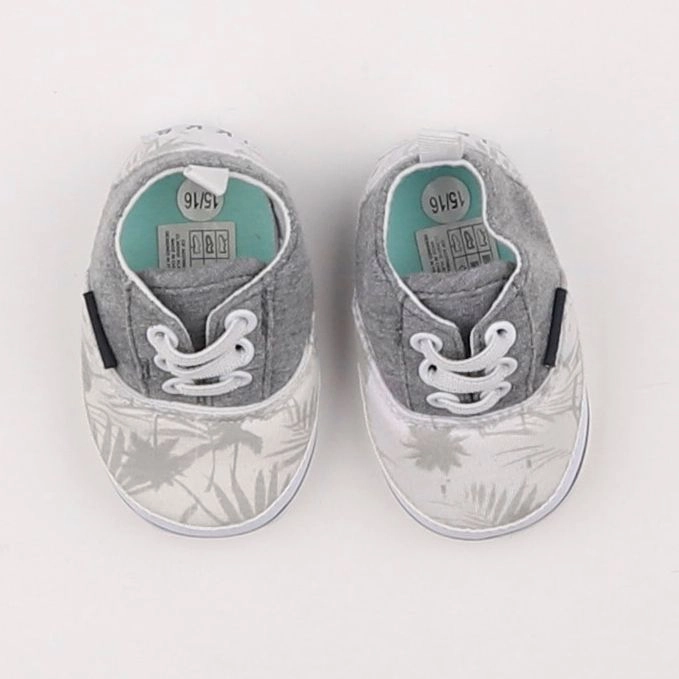 IKKS - chaussons gris - pointure 15/16