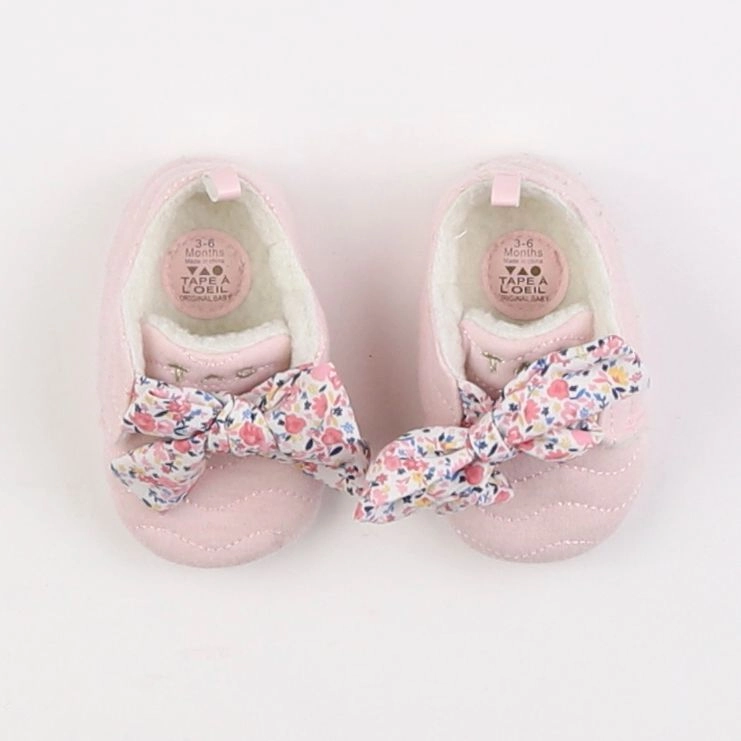 Tape à l'oeil - chaussons rose - pointure 17