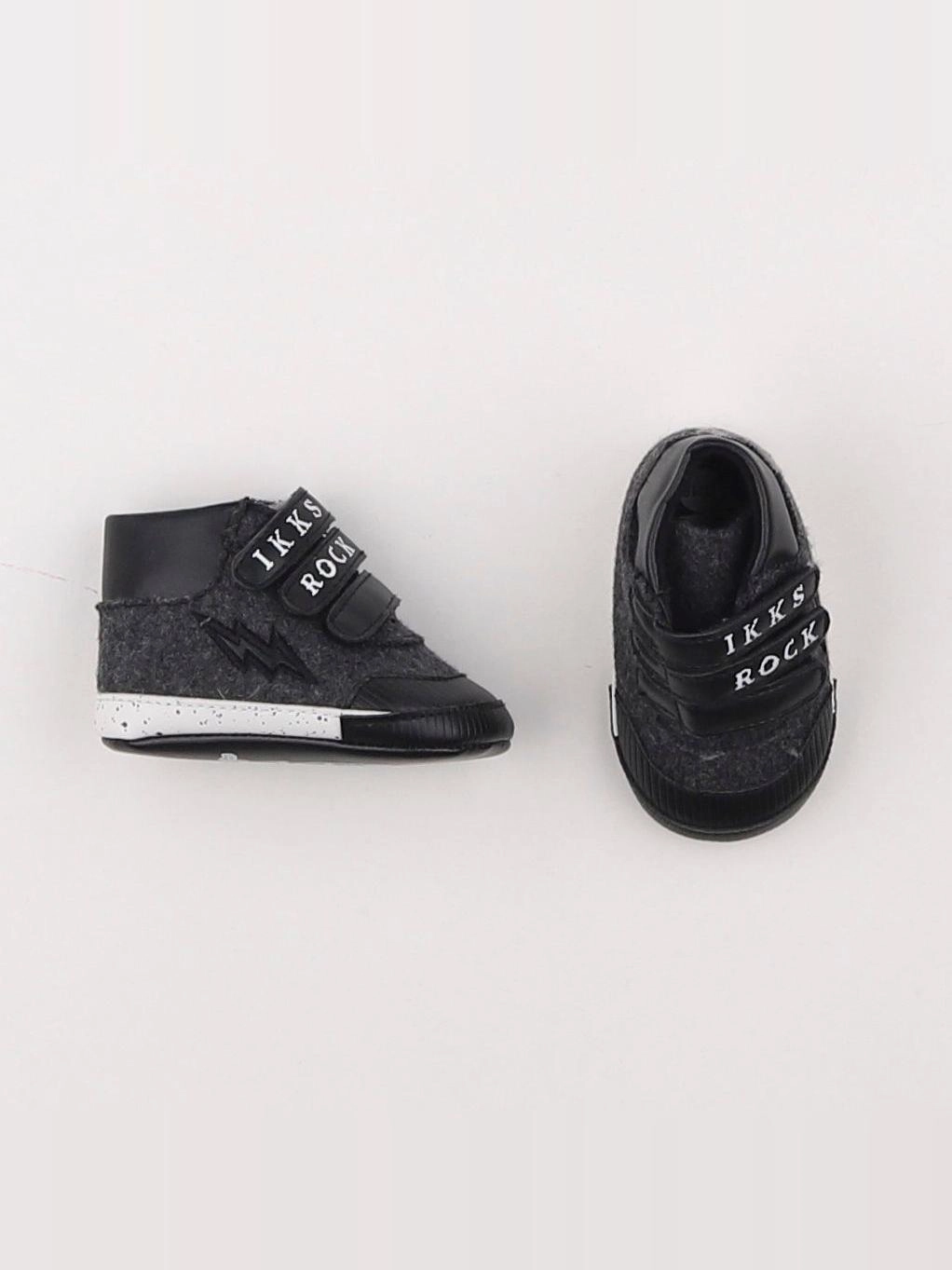 IKKS - chaussons gris - pointure 17/18