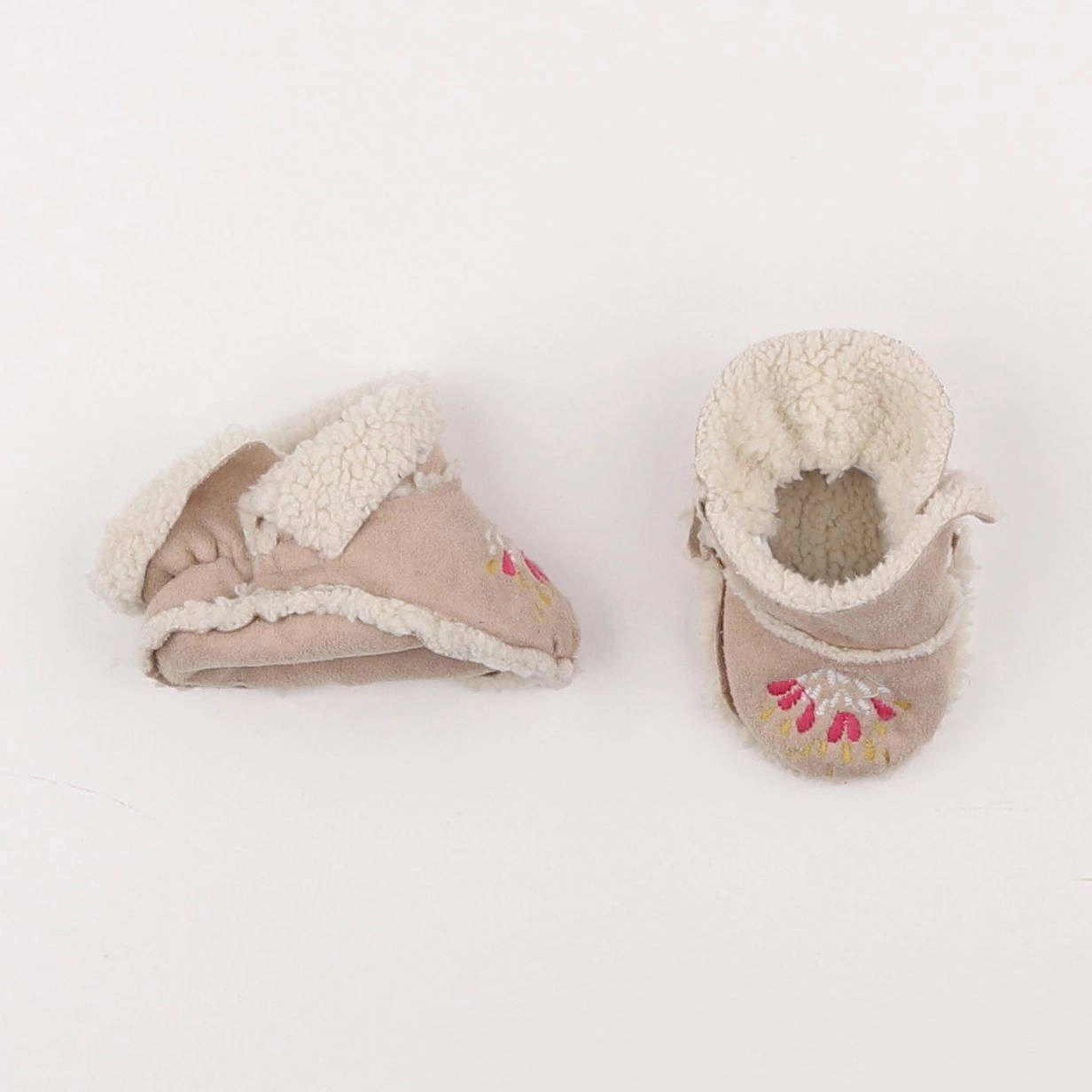 Vertbaudet - chaussons beige - pointure 18